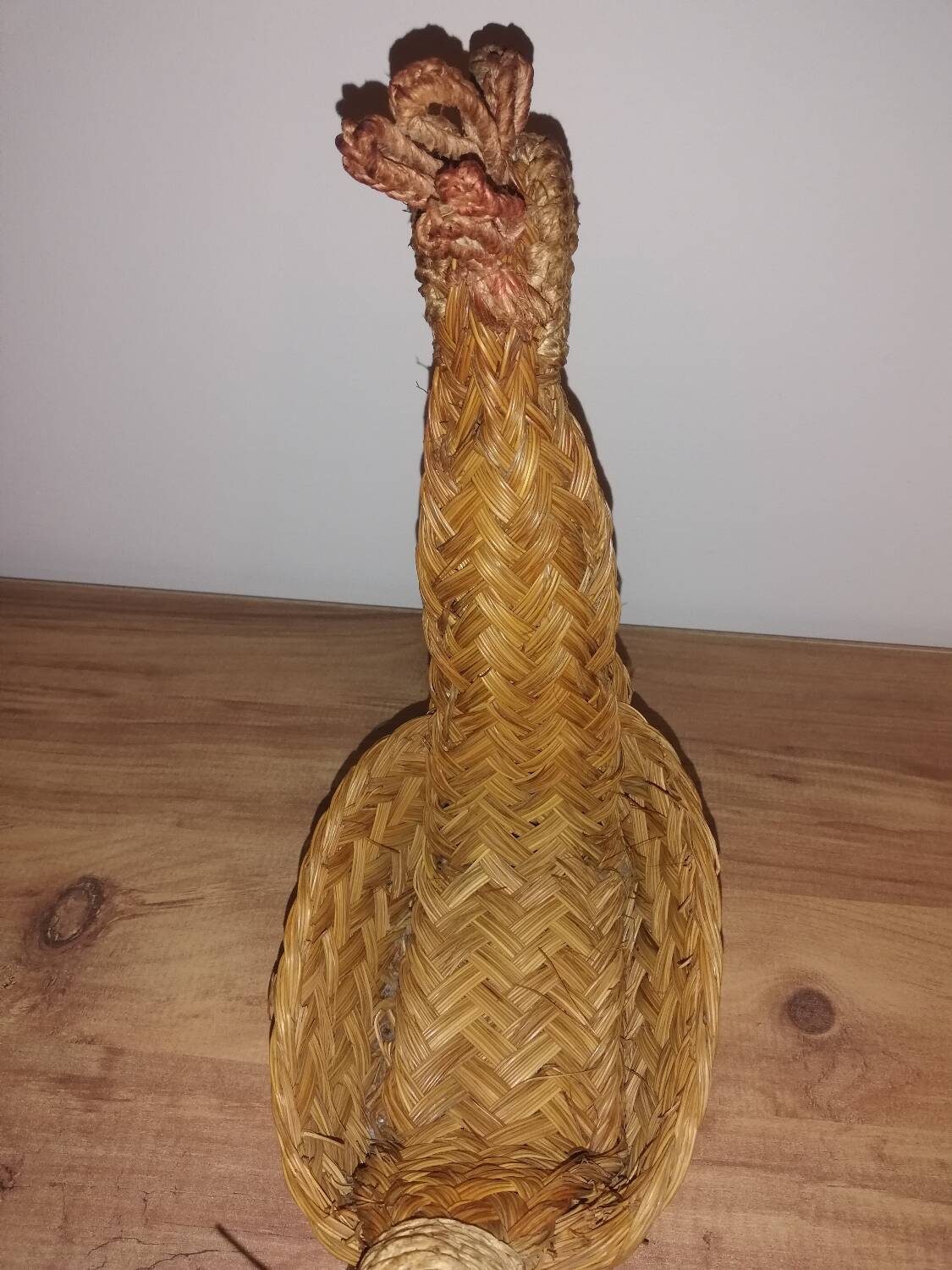 Vintage 1970s wicker chicken basket