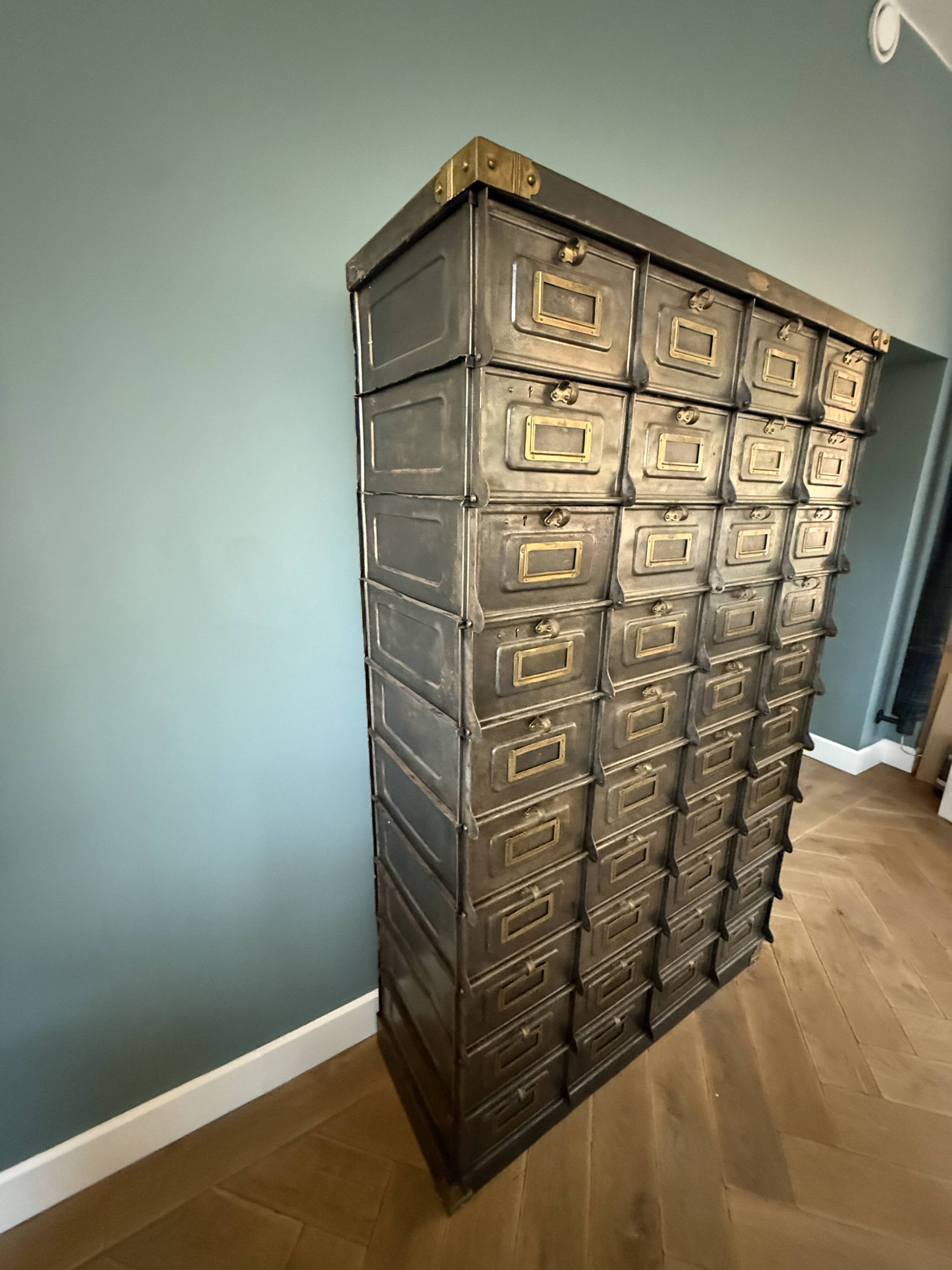 Strafor furniture 40 flaps - Exceptional