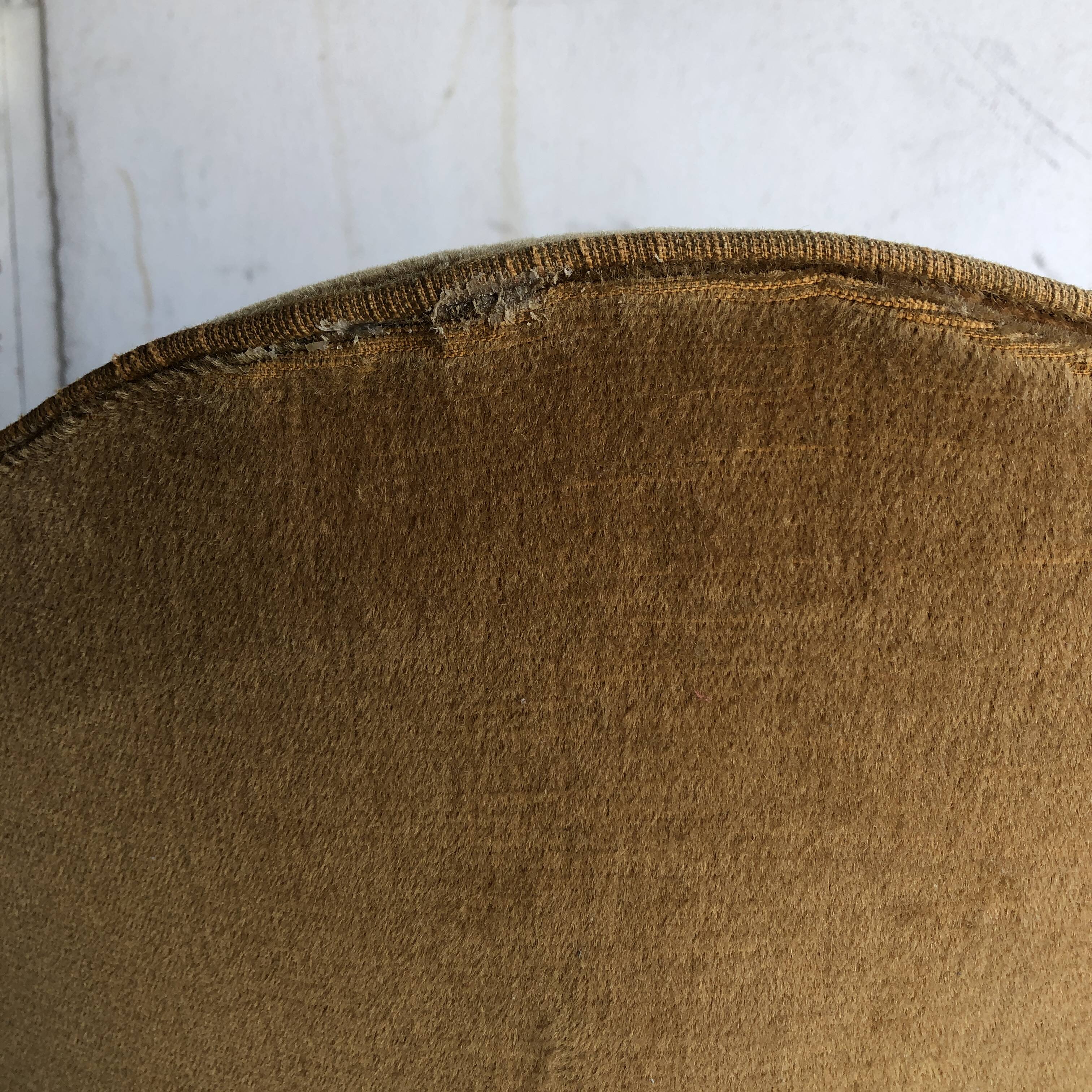 Toad chair