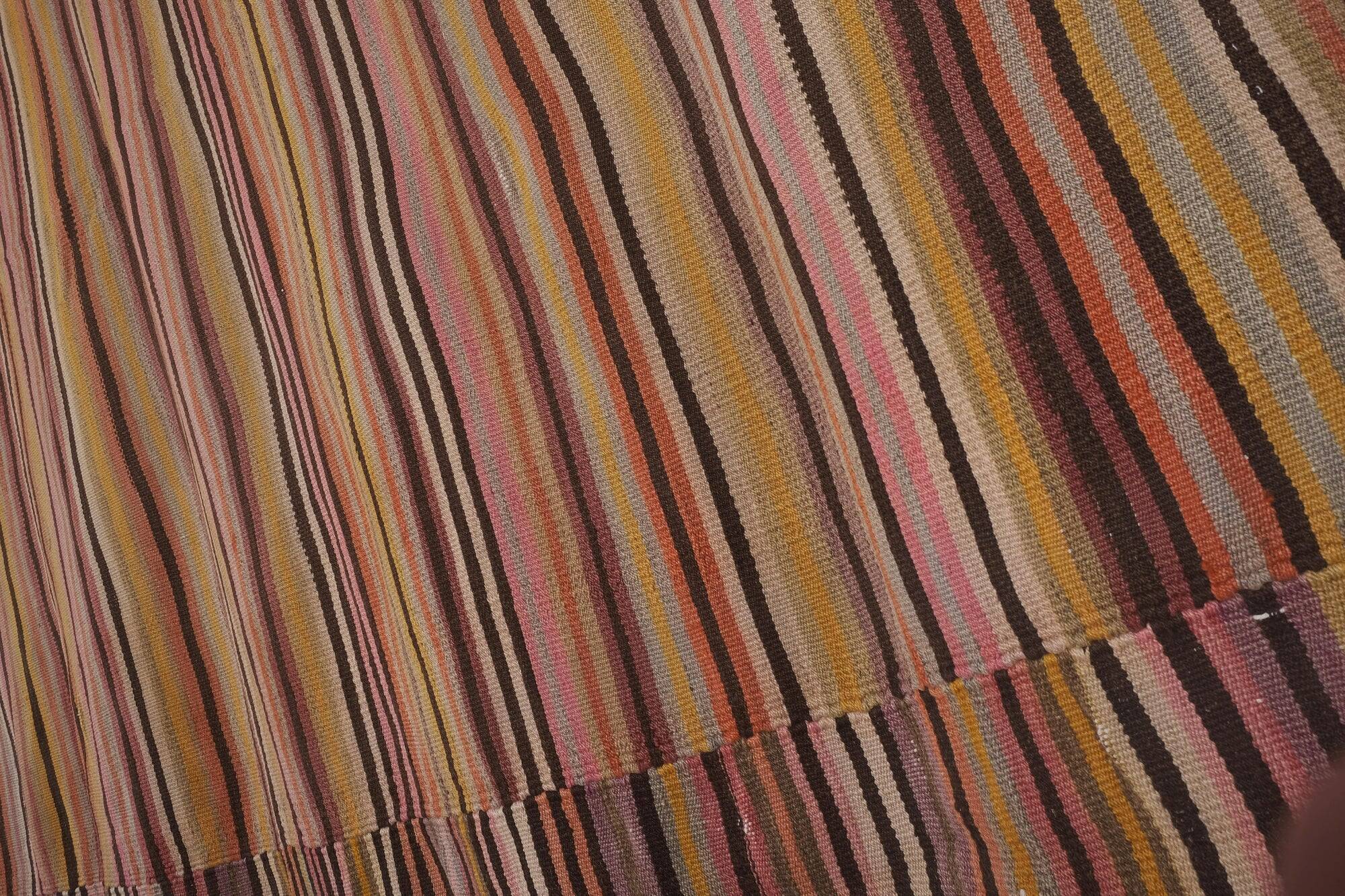 Vintage Turkish kilim handwoven 285x302 cm