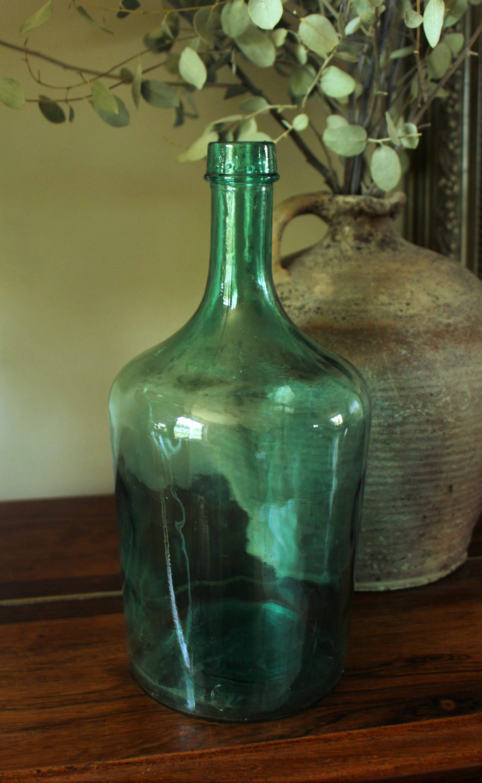 Green glass demijohn 2 L Viresa
