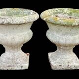 Pair of Medici vases in reconstituted stone