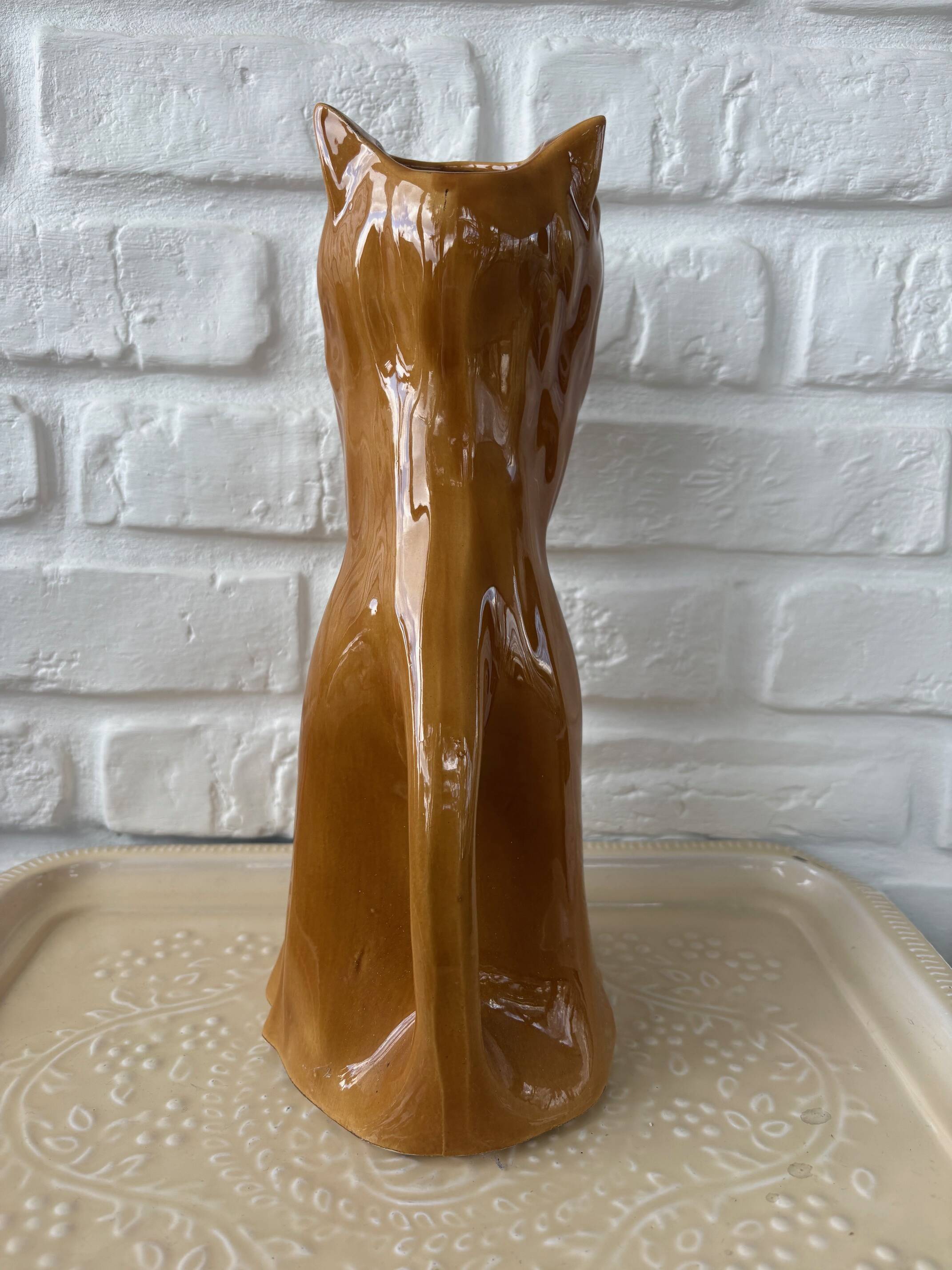 Pichet Barbotine Dog Mill of the Wolves Orchies