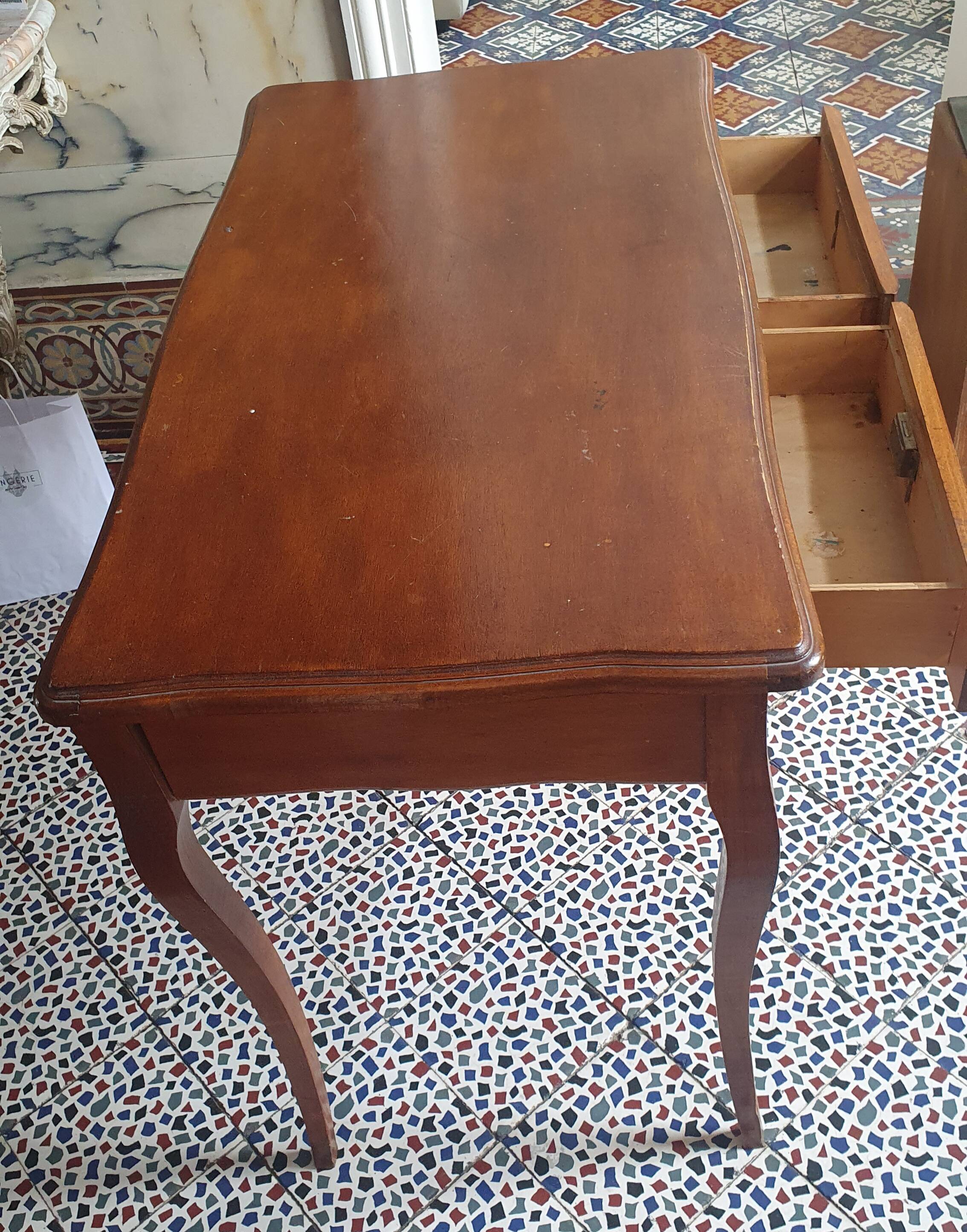 Vintage style desk
