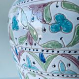 Vase coloré en terre cuite émaillée