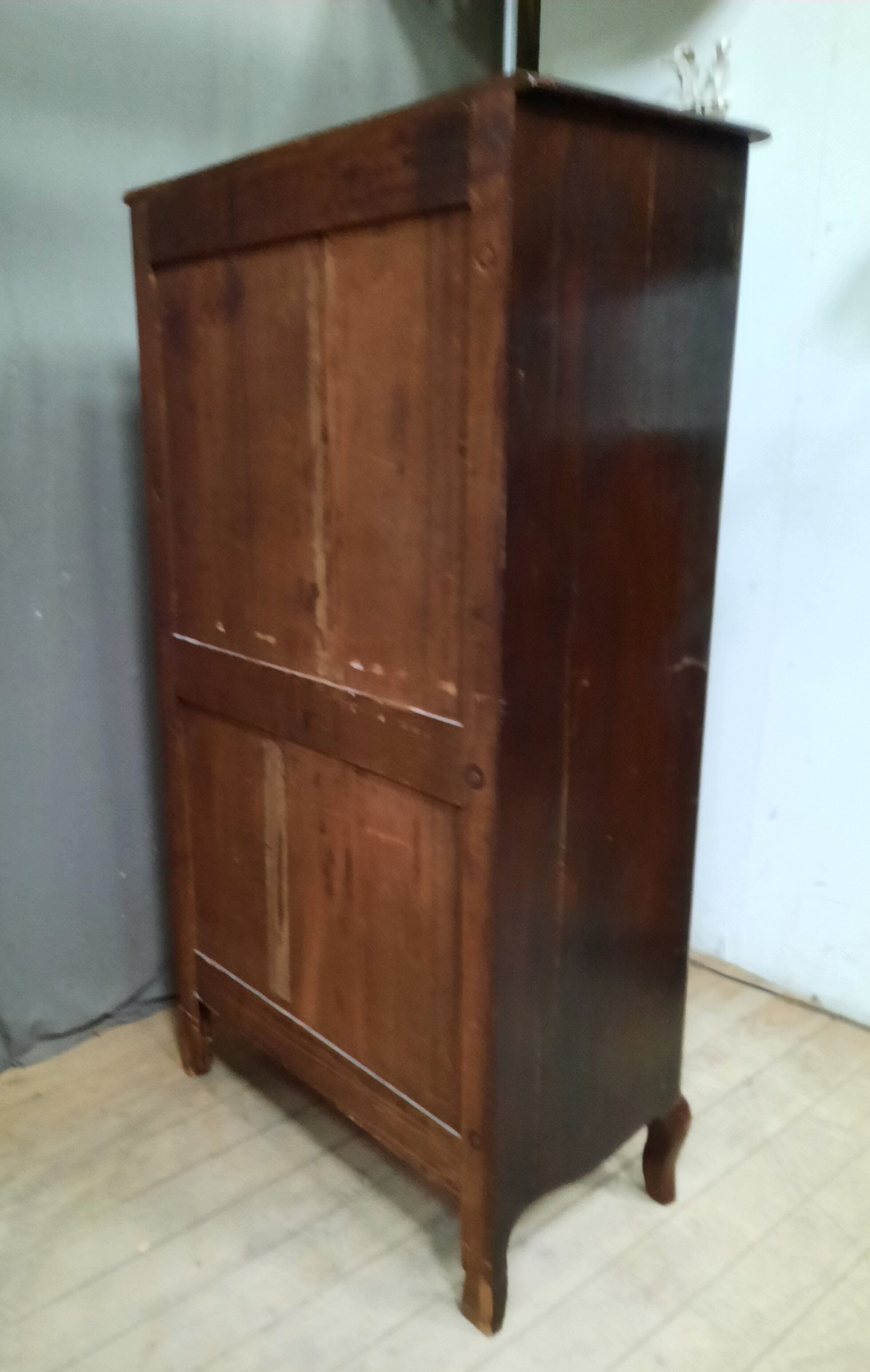 Furniture with 7 drawers in painted wood