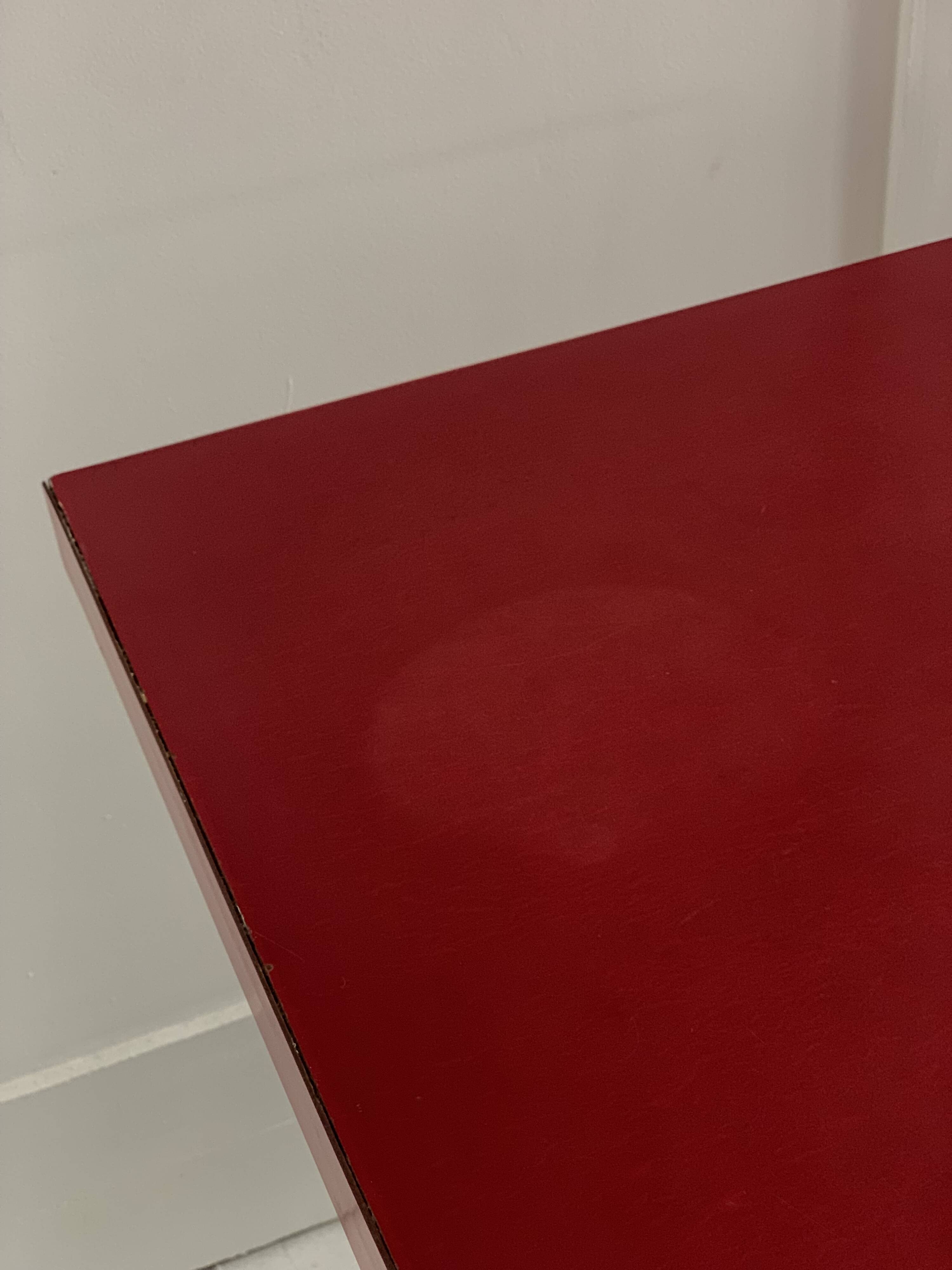 Bistro table in Formica