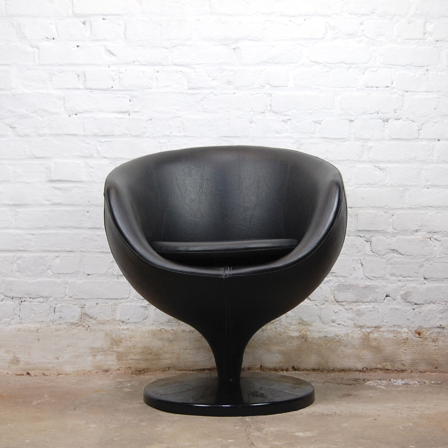 Vintage armchair Luna by Pierre Guariche for Meurop 1960s
