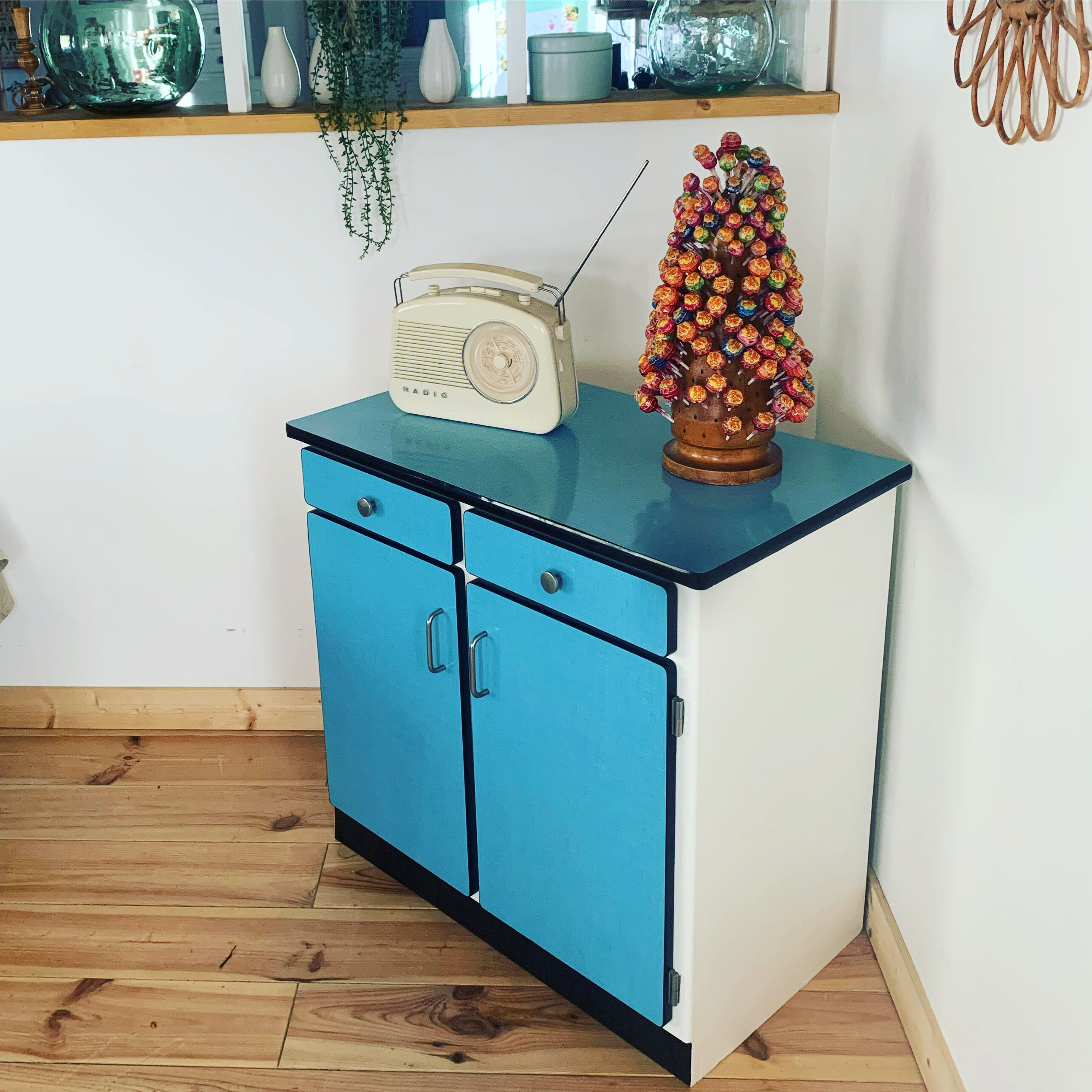 Vintage sideboard in blue formica