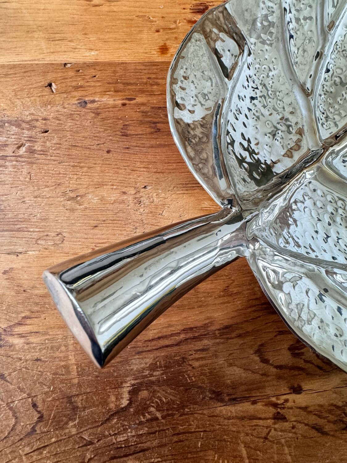 Grand plateau, centre de table en forme de feuille