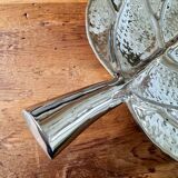 Large tray, leaf-shaped centerpiece
