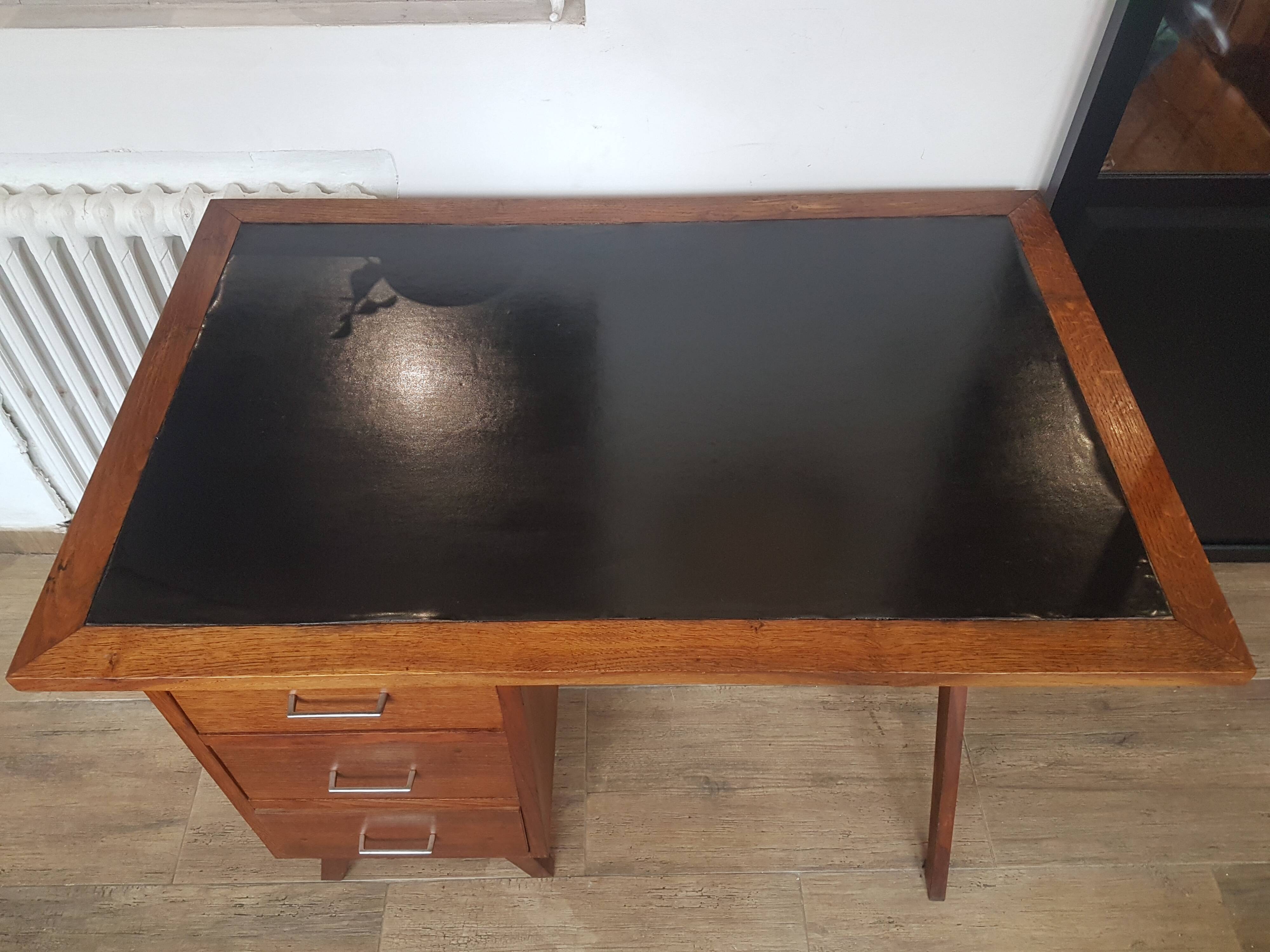 Bureau scandinave pieds compas
