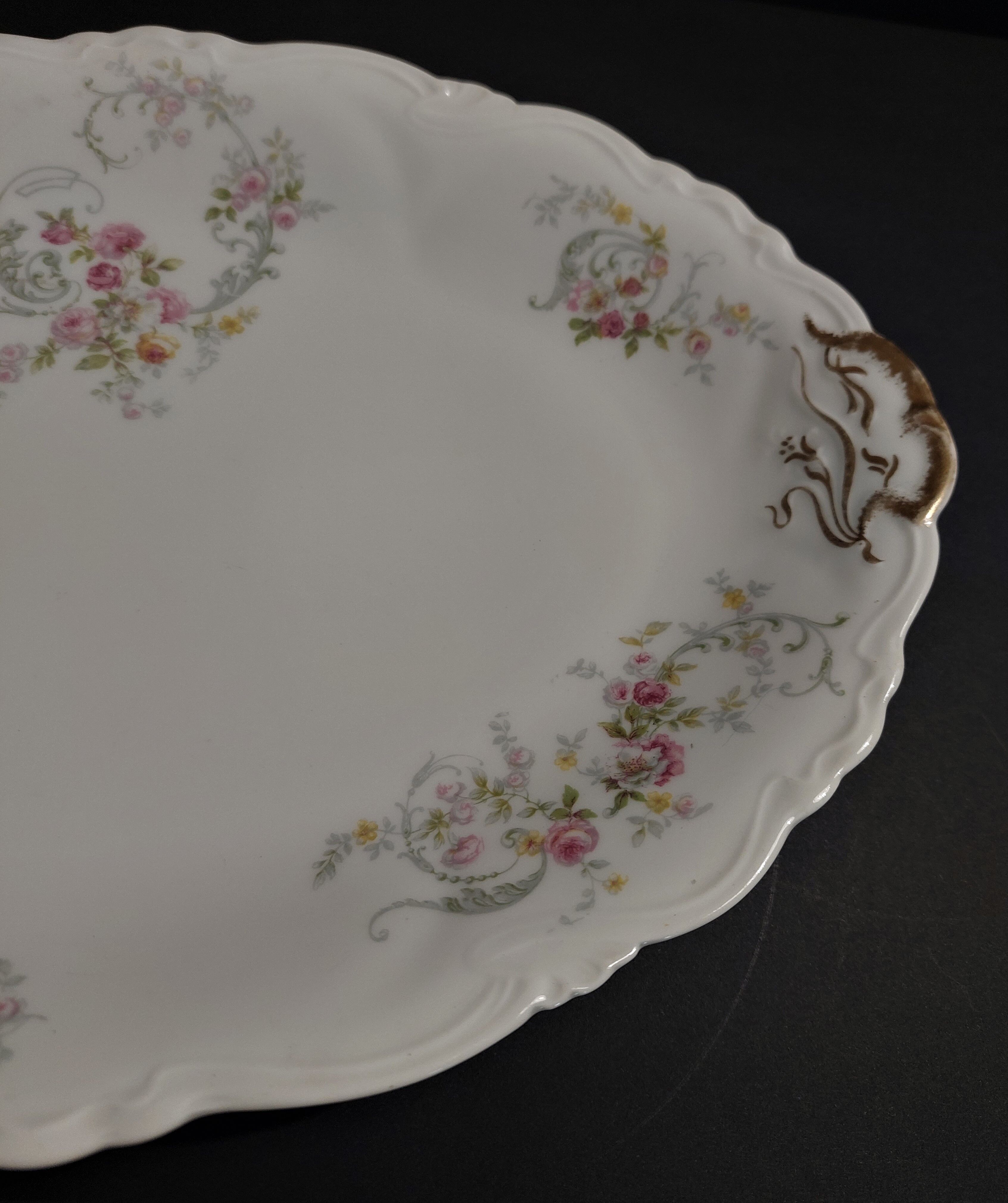 Oval serving dish in porcelain floral decoration Charles Arhenfeldt Limoges