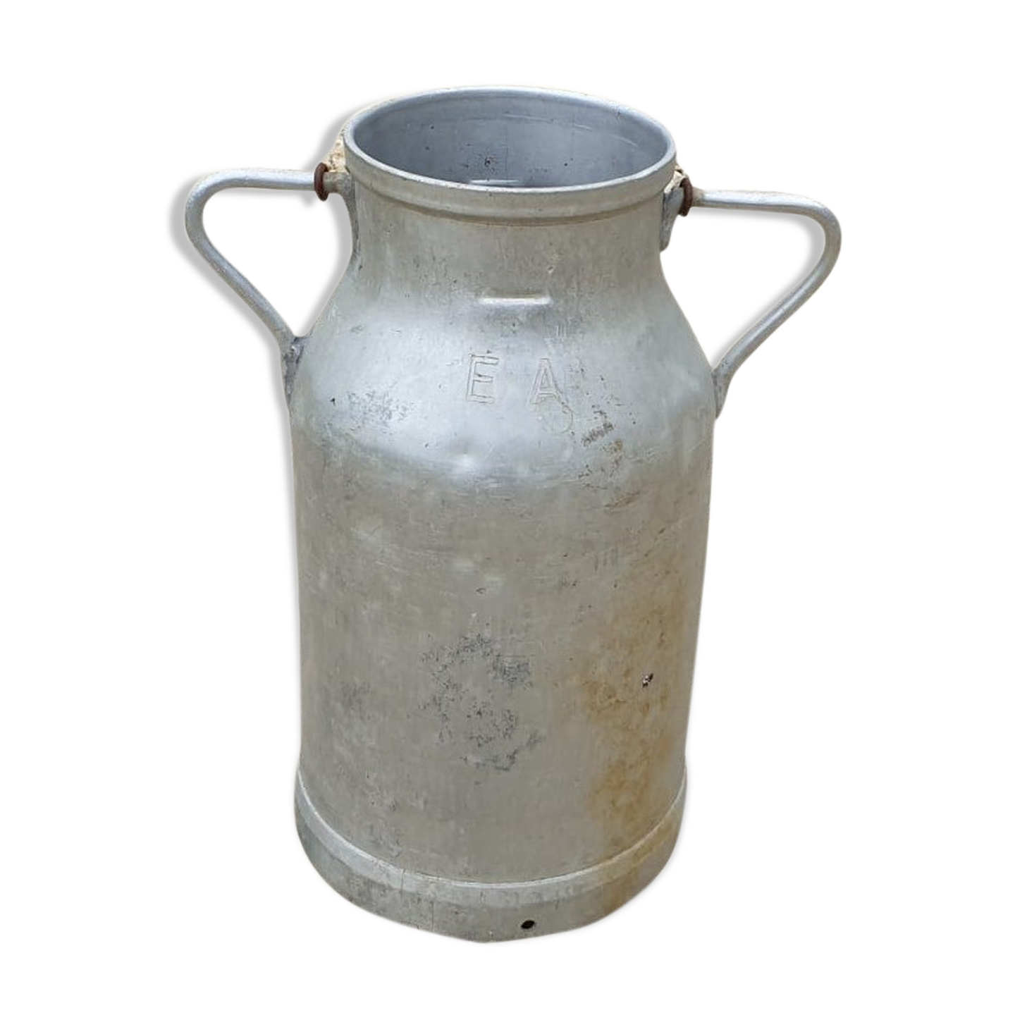 Umbrella-carrying milk can