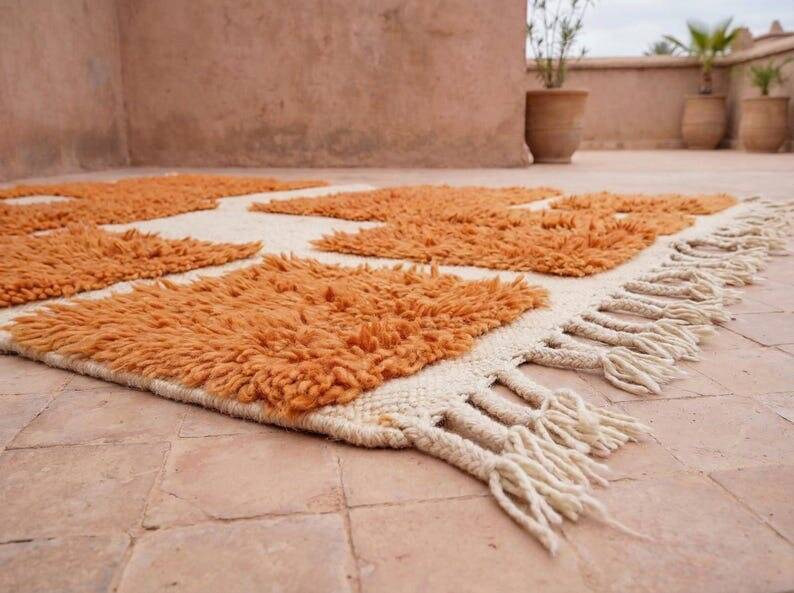 Handmade pure wool rug, traditional, 150x250 cm.