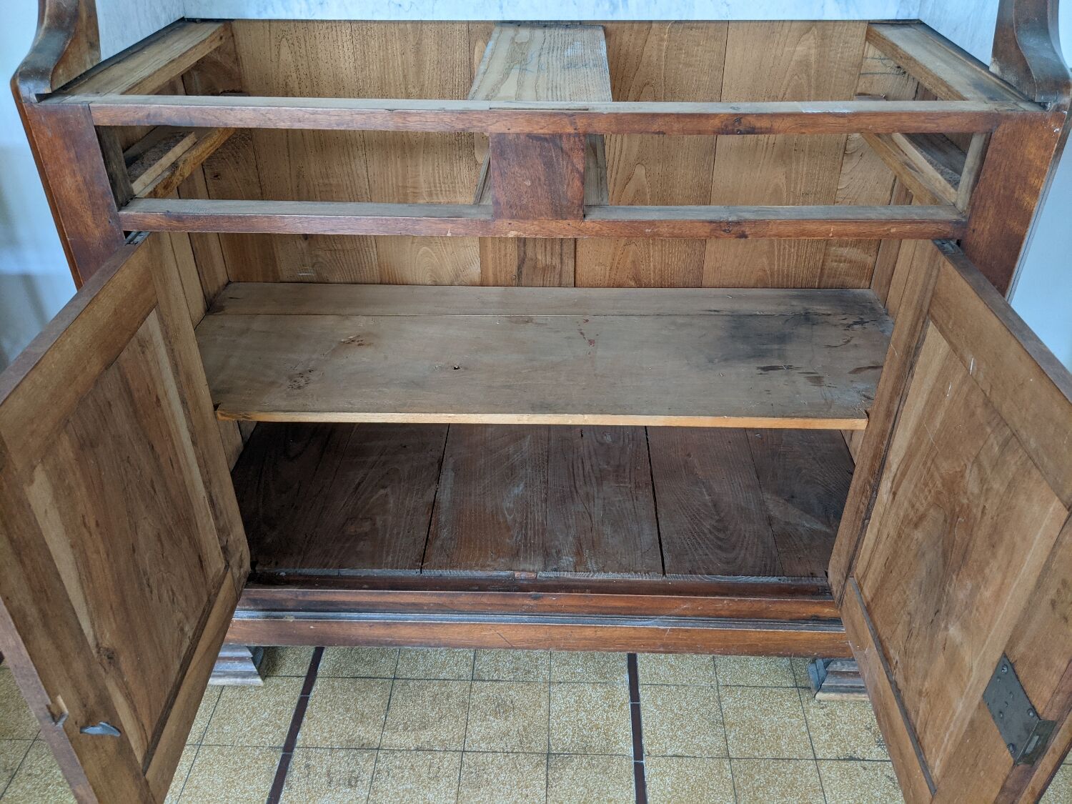 Buffet meuble de salle de bains
