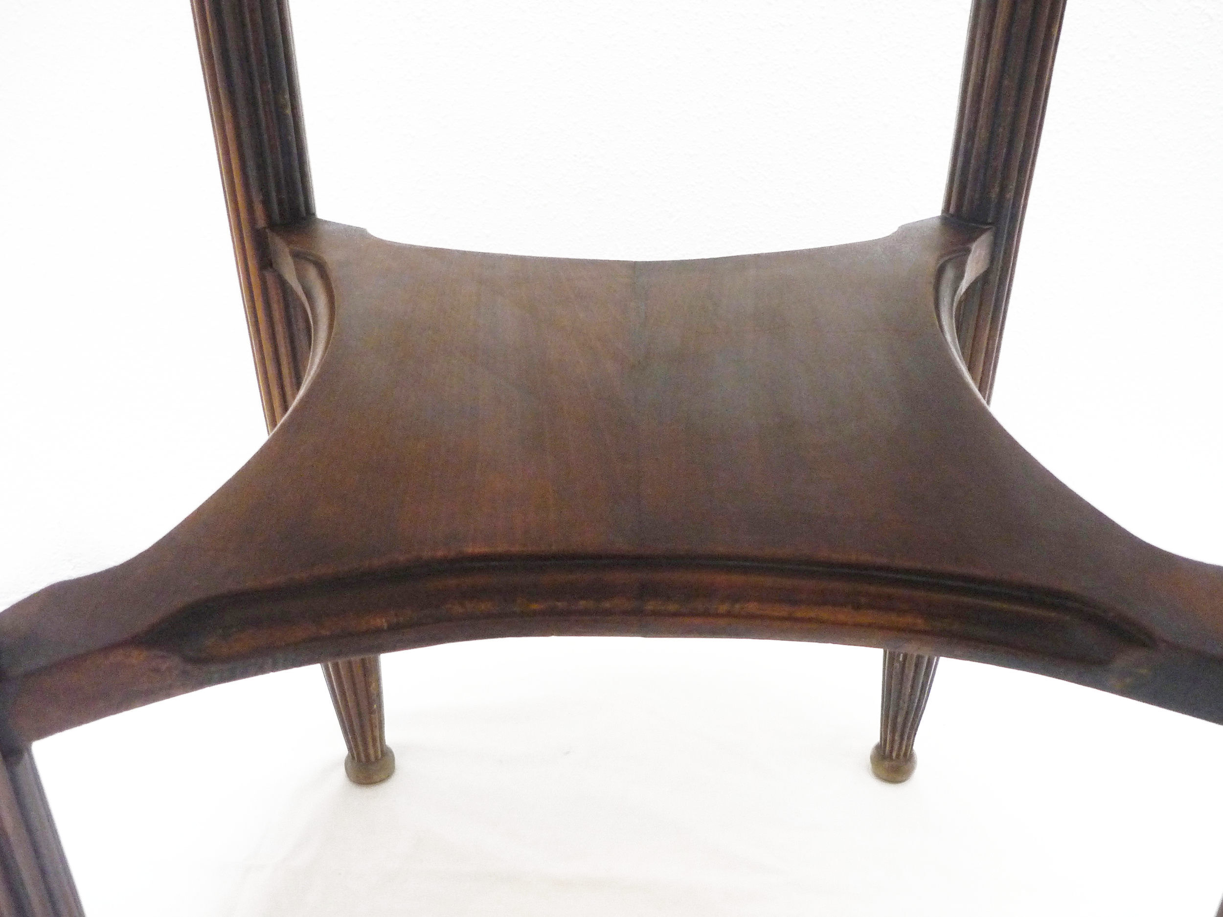 Art Deco Pedestal Table in Walnut, 1930 era