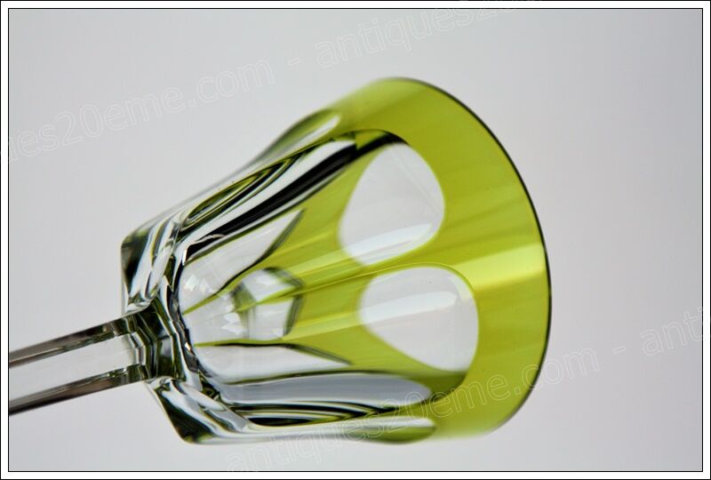 Wine glass of the Rhine Roemer Baccarat Crystal model Harcourt