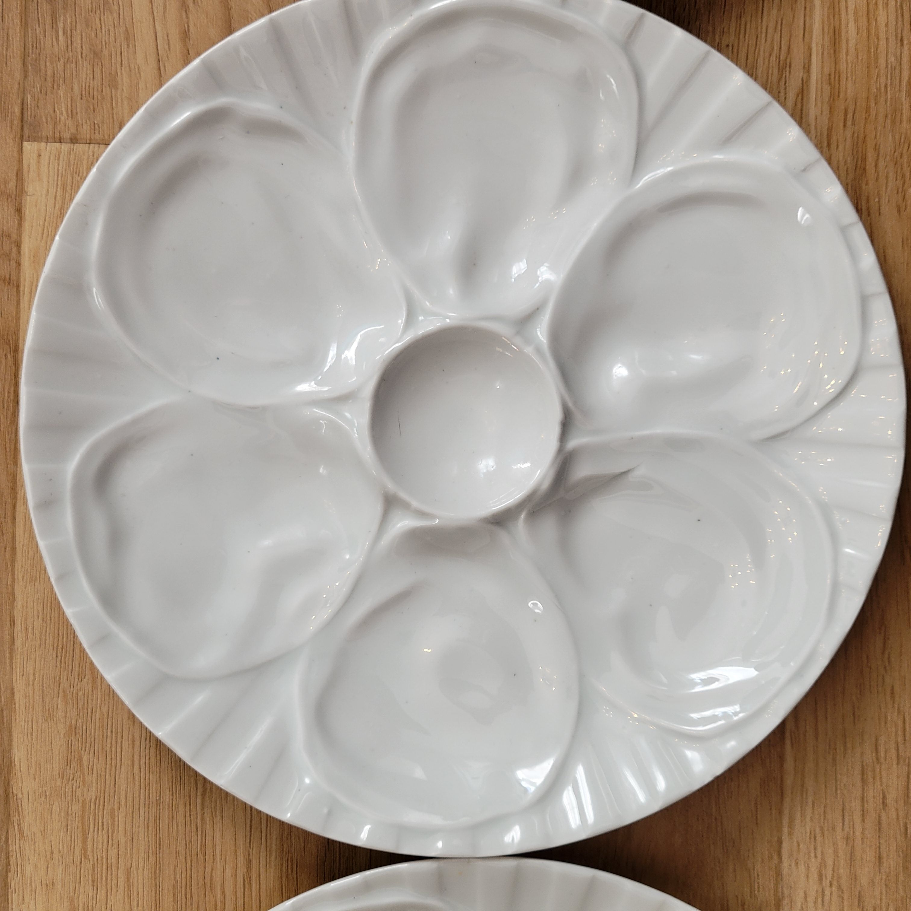 6 oyster plates in Pillivuyt porcelain