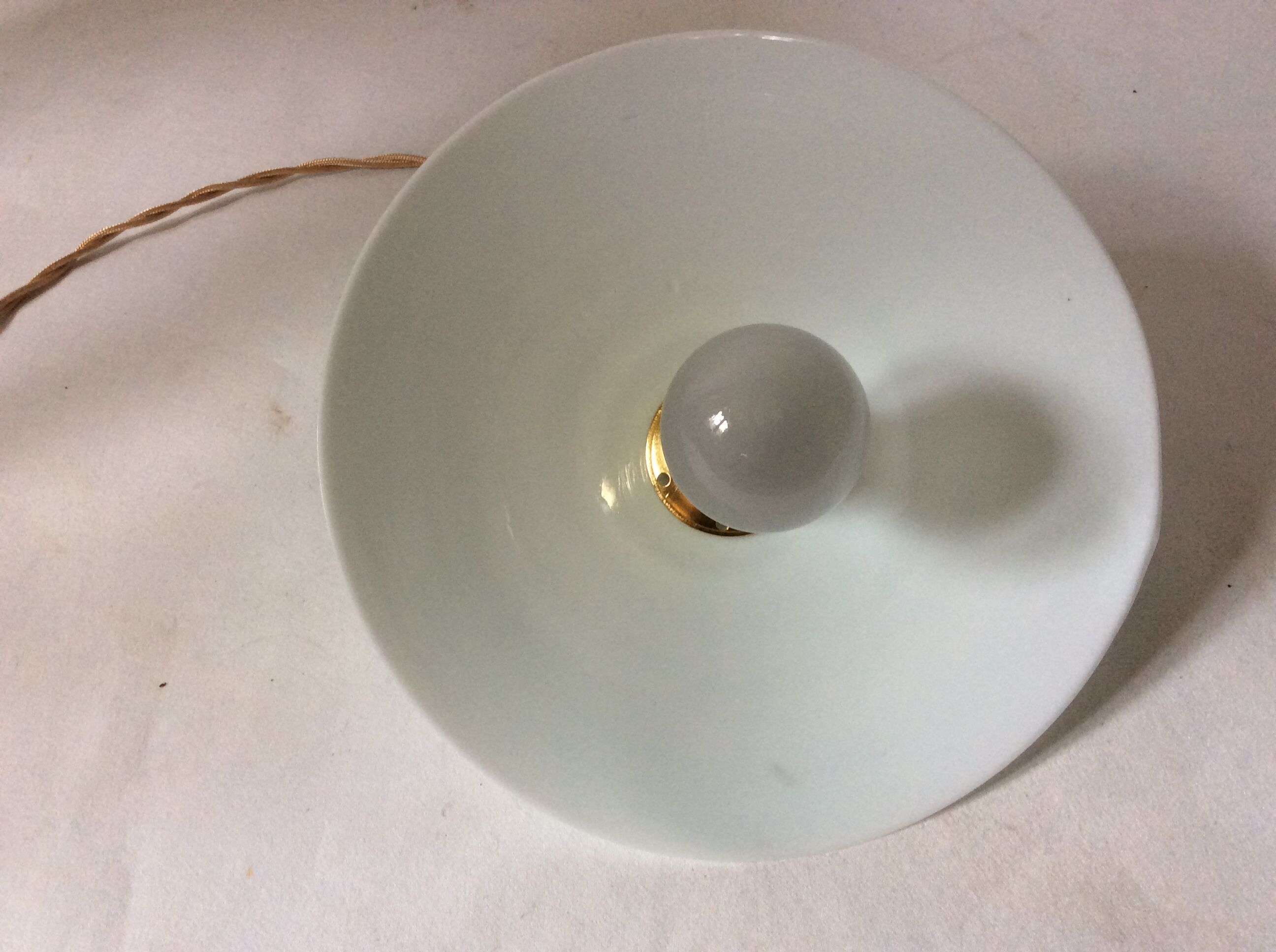 Vintage opaline suspension