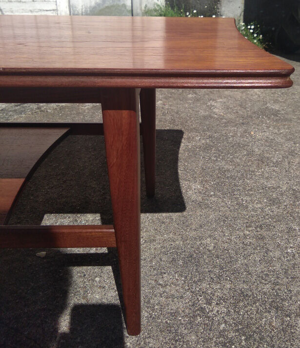 Table basse rectangulaire en teck 1960