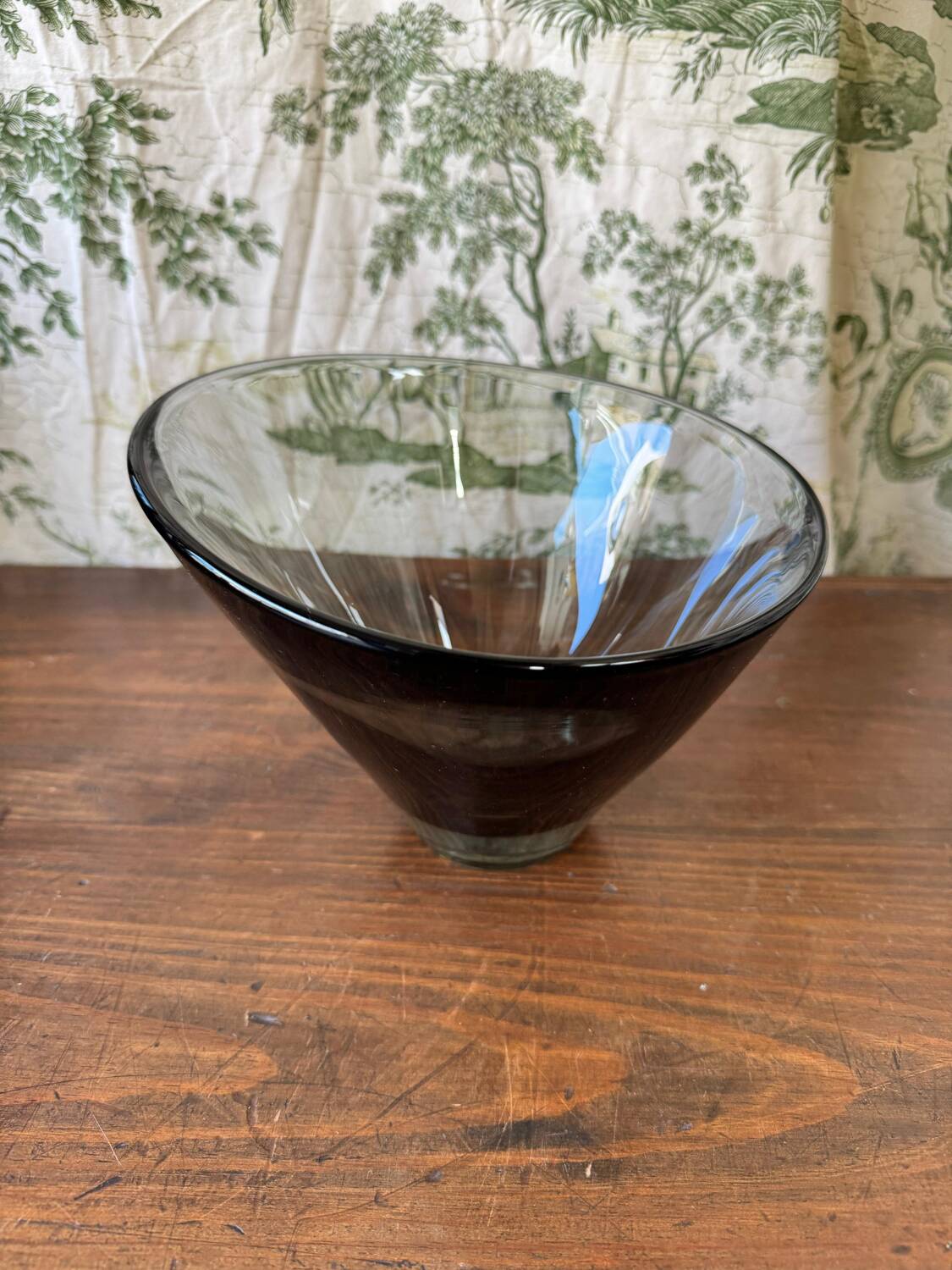 Large asymmetrical bowl designed by Per Lütken for Holmegaard