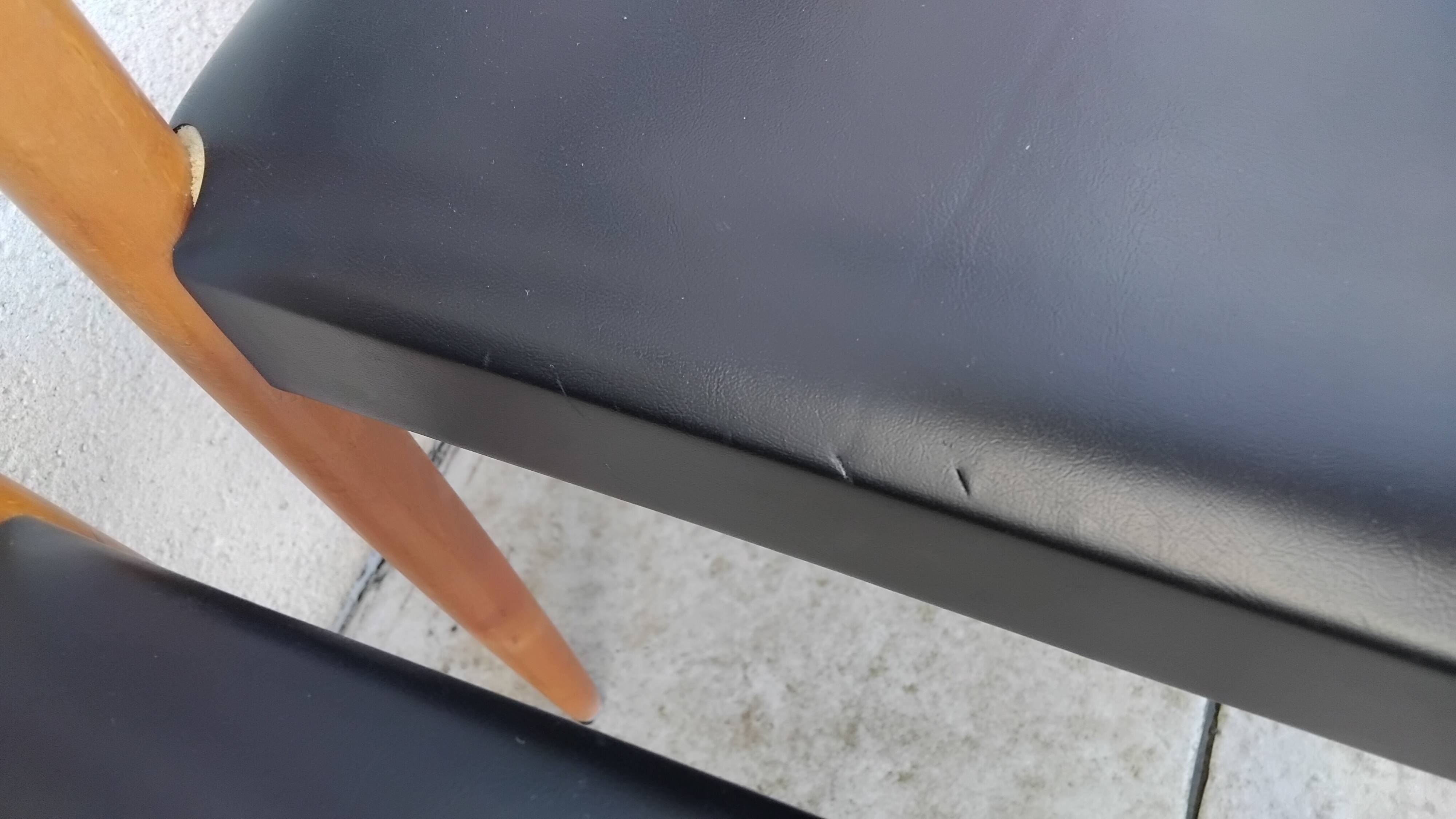 6 vintage faux leather and Scandinavian wood chairs