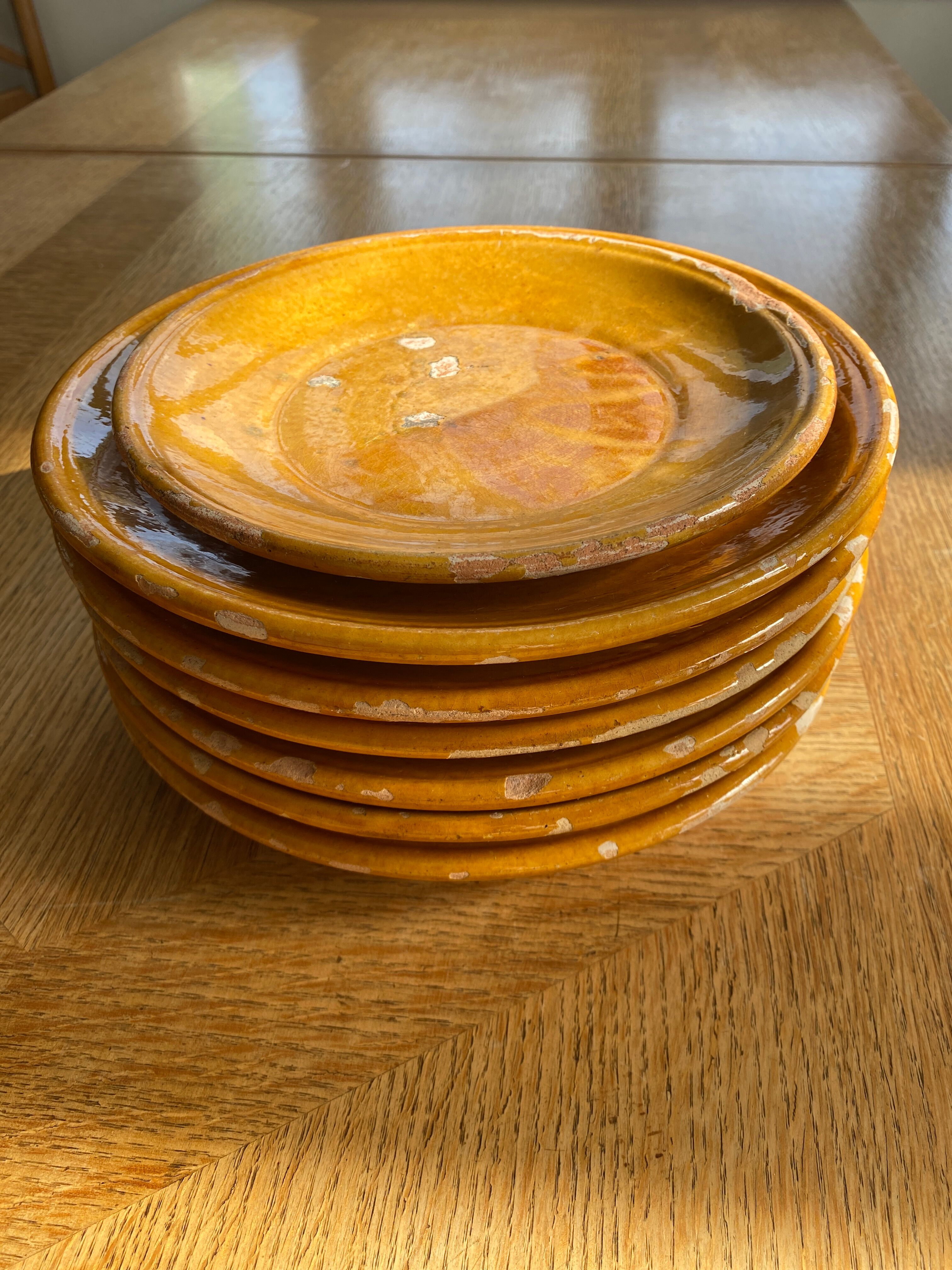 7 assiettes en terre vernissée Biot