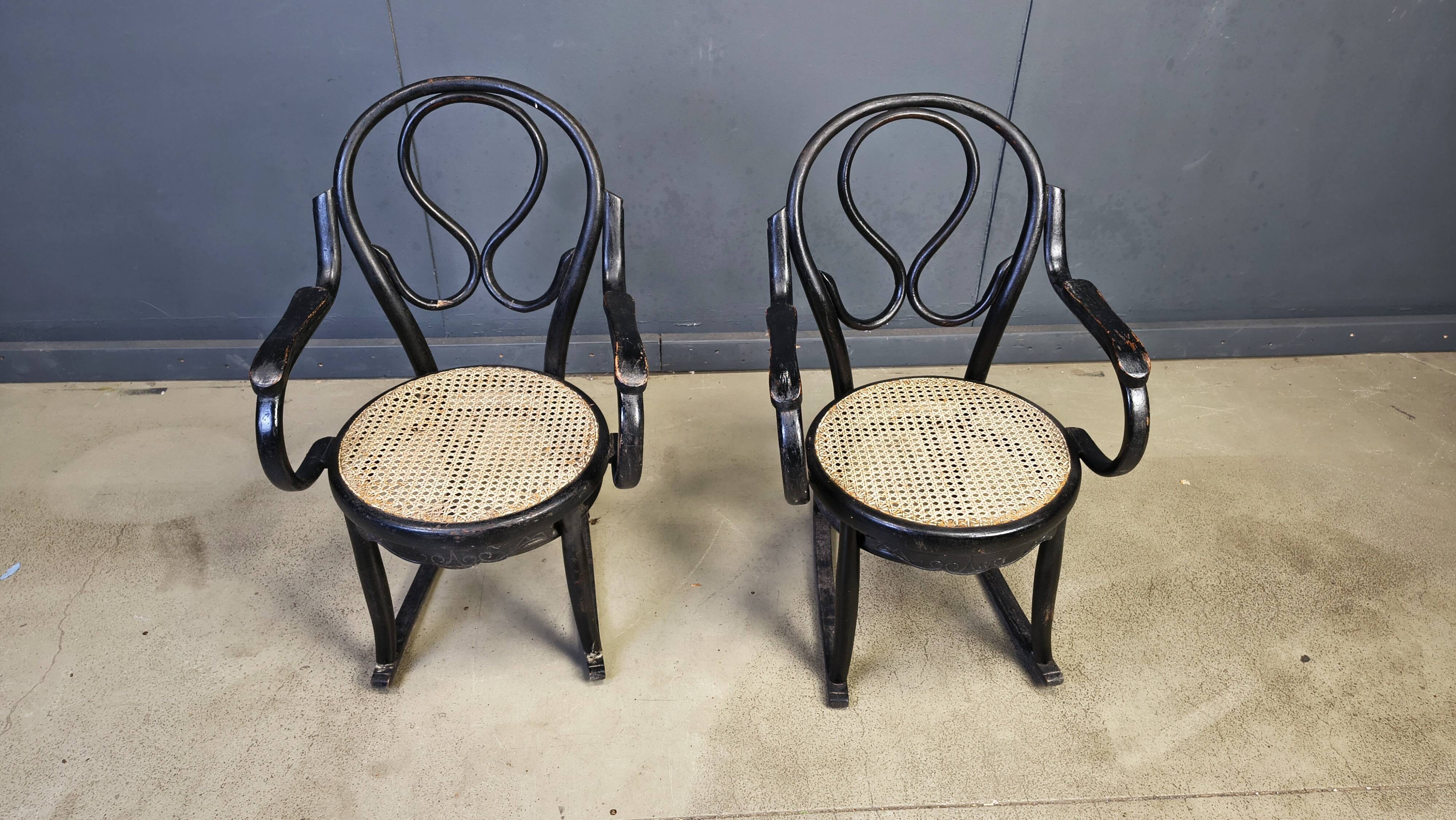 Pair of Art Nouveau rocking chairs, 1910s