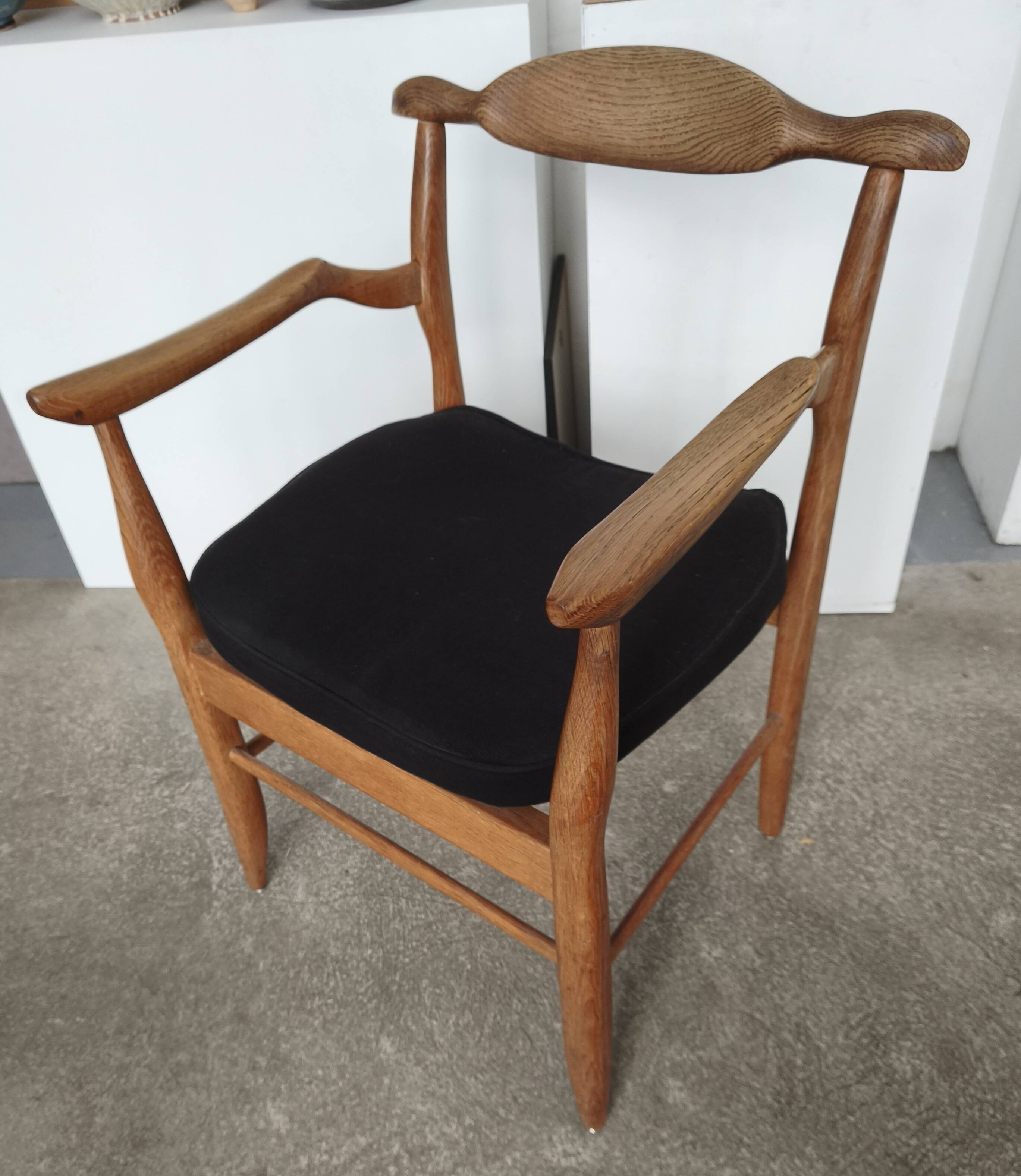 Oak armchair from 1950 by Guillerme and Chambron