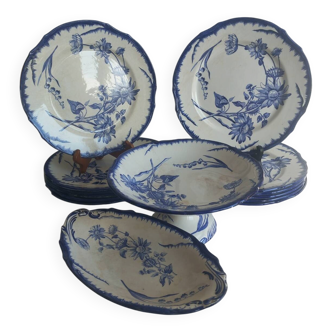 Elegant antique set in fine porcelain from Creil &