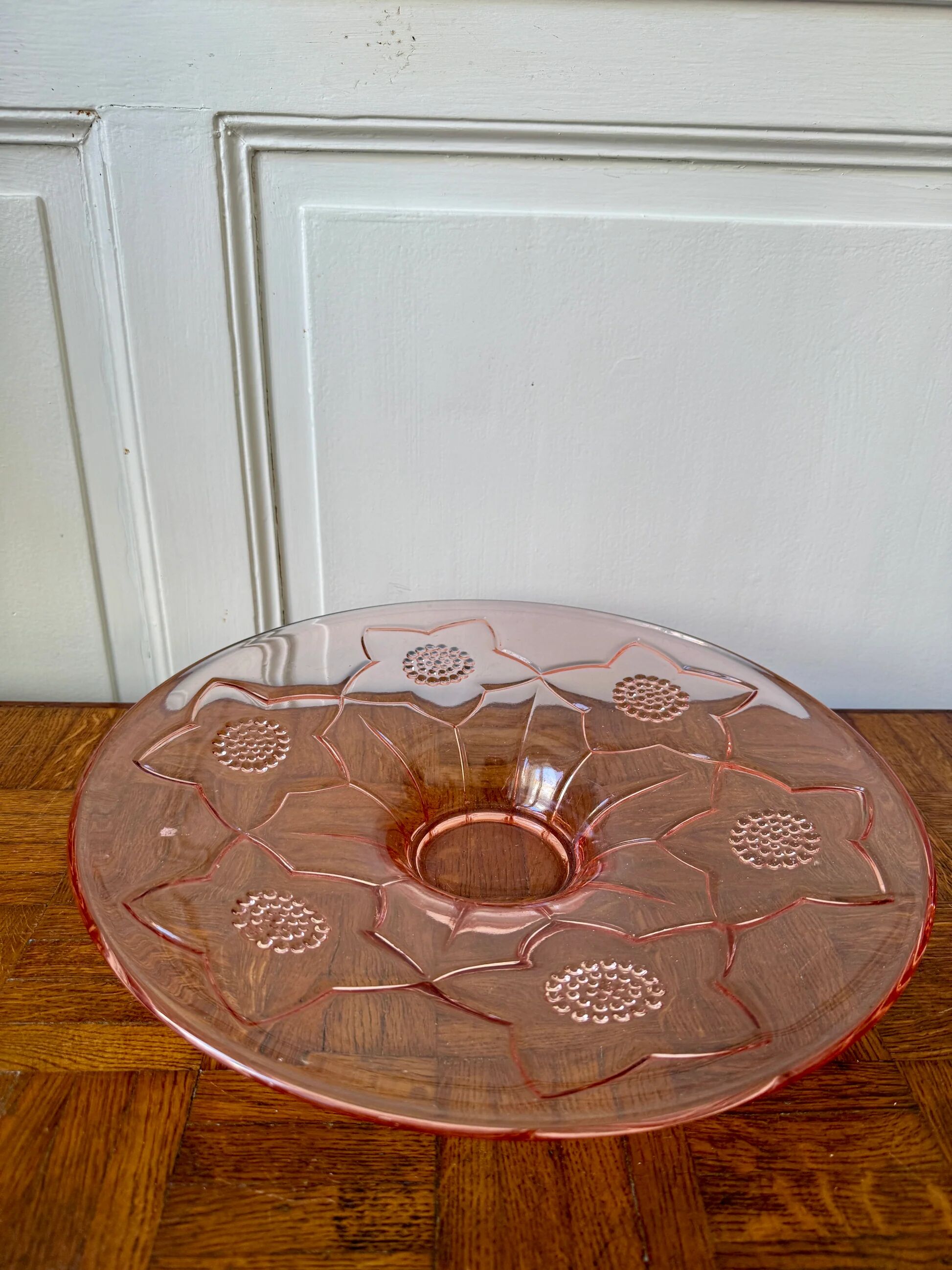 Plate in rosaline - floral patterns