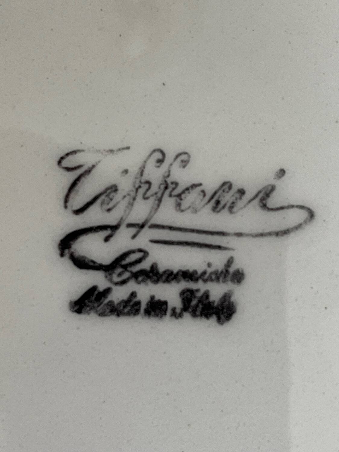 12 Tiffany flat plates gardener model