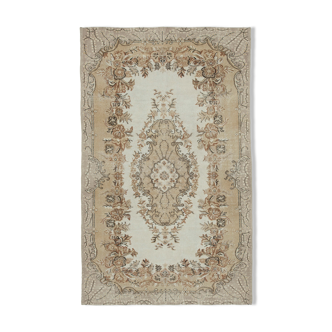 Hand-knotted turkish beige rug 175 cm x 285 cm