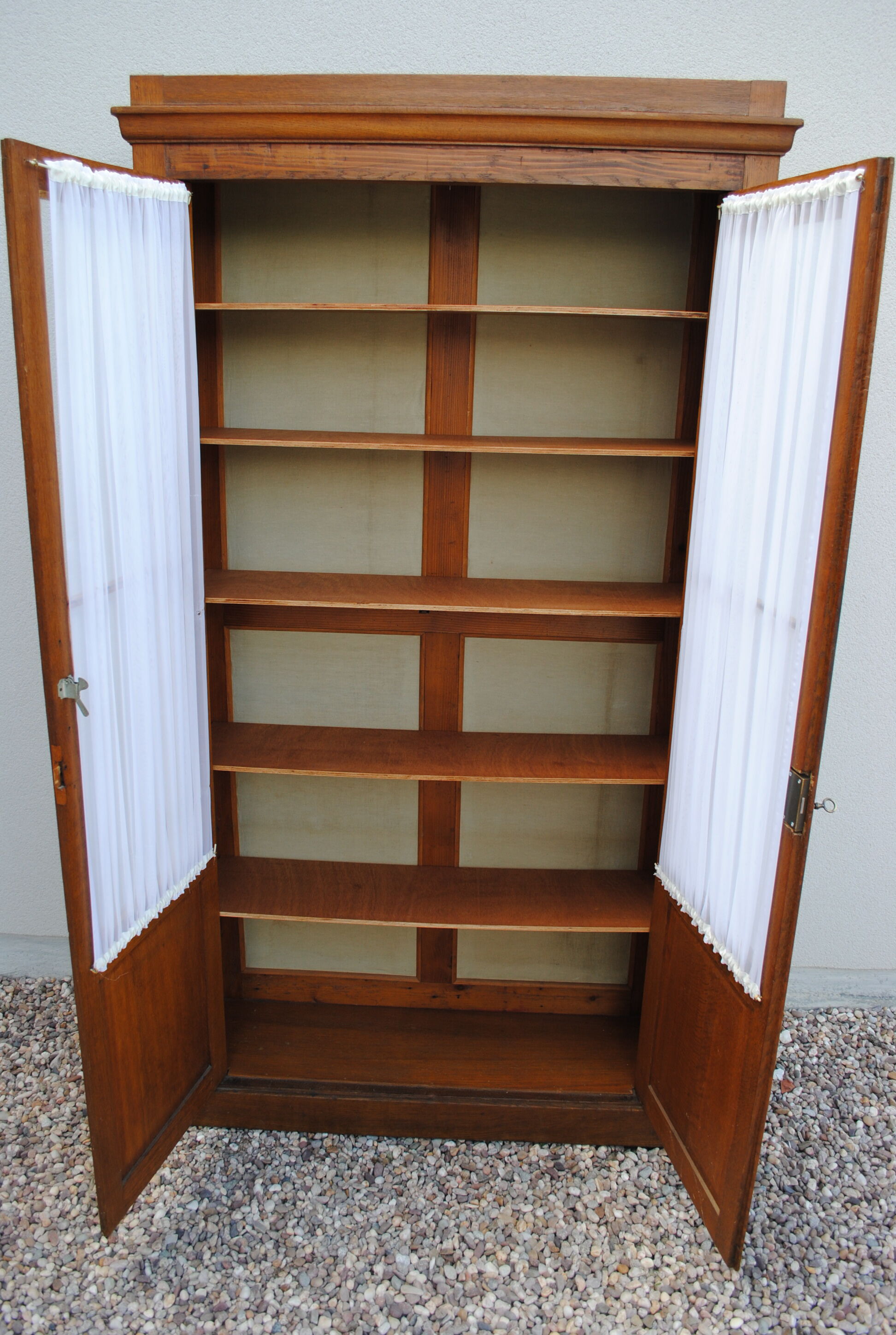 School oak bookcase year 50