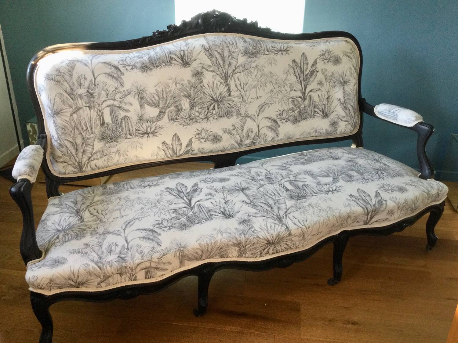 Napoleon III style bench