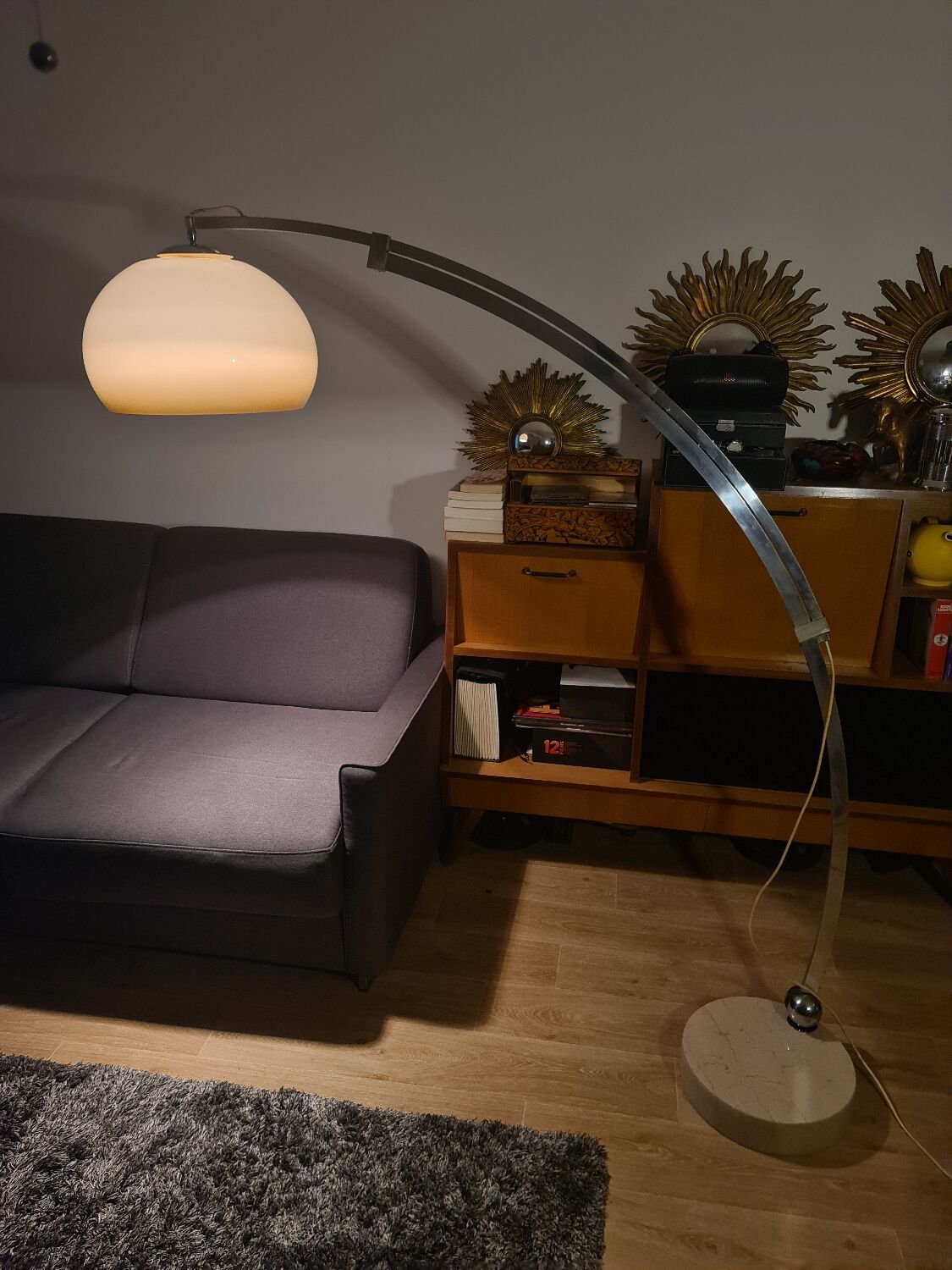 Lampadaire ARC Attribuée à Harvey Guzzini - vintage 1970