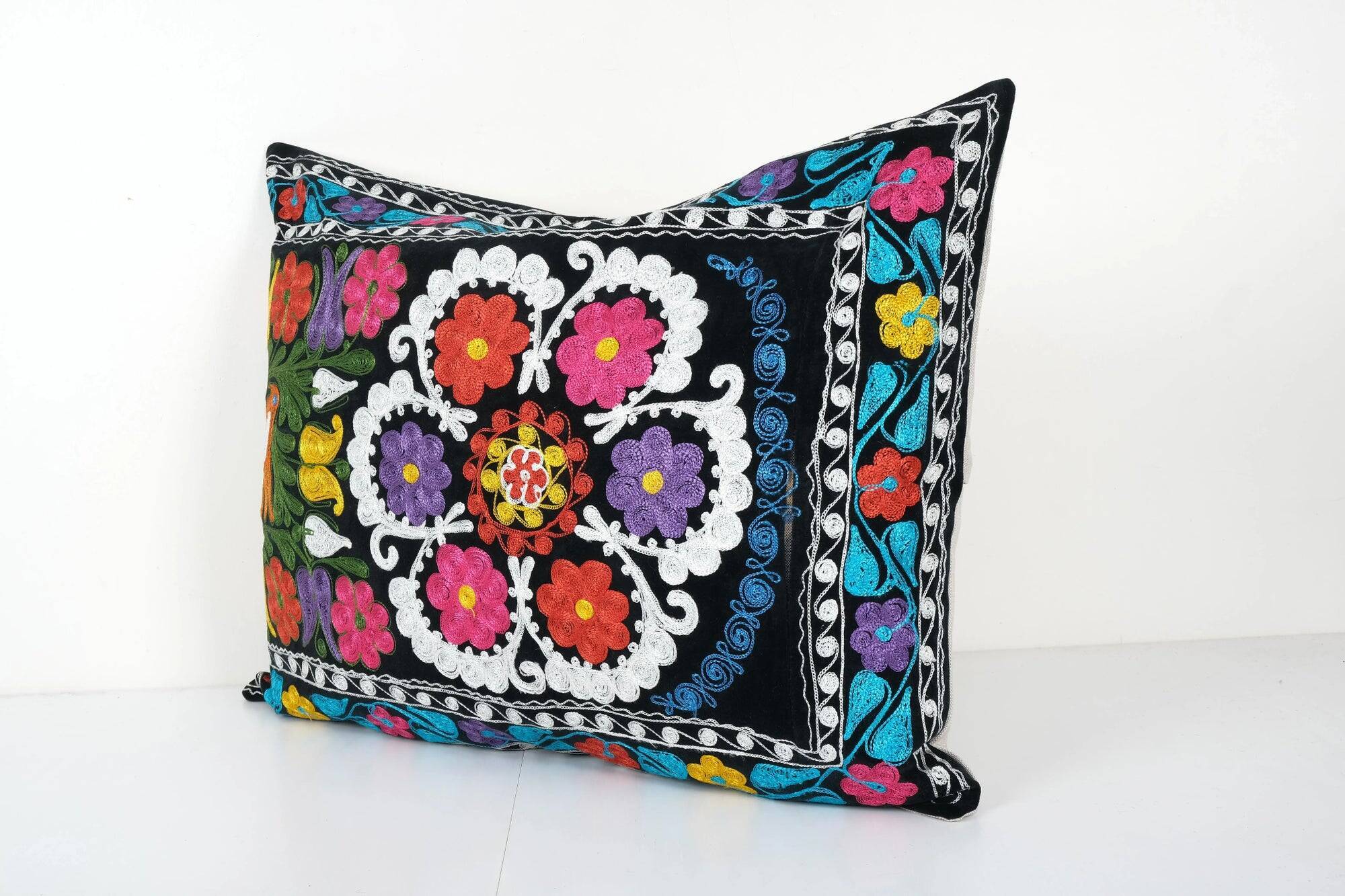 Vintage embroidered cushion cover 76x61 cm