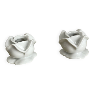 2 bougeoirs rose en porcelaine blanche