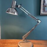 Desk lamp