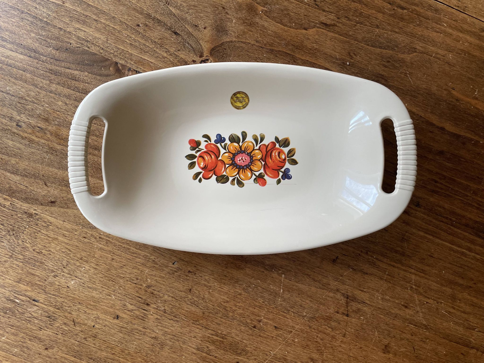 Fruit dish or bread basket, vintage, retro
