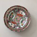 Small ramekin salad bowl in 19th century Chinese porcelain