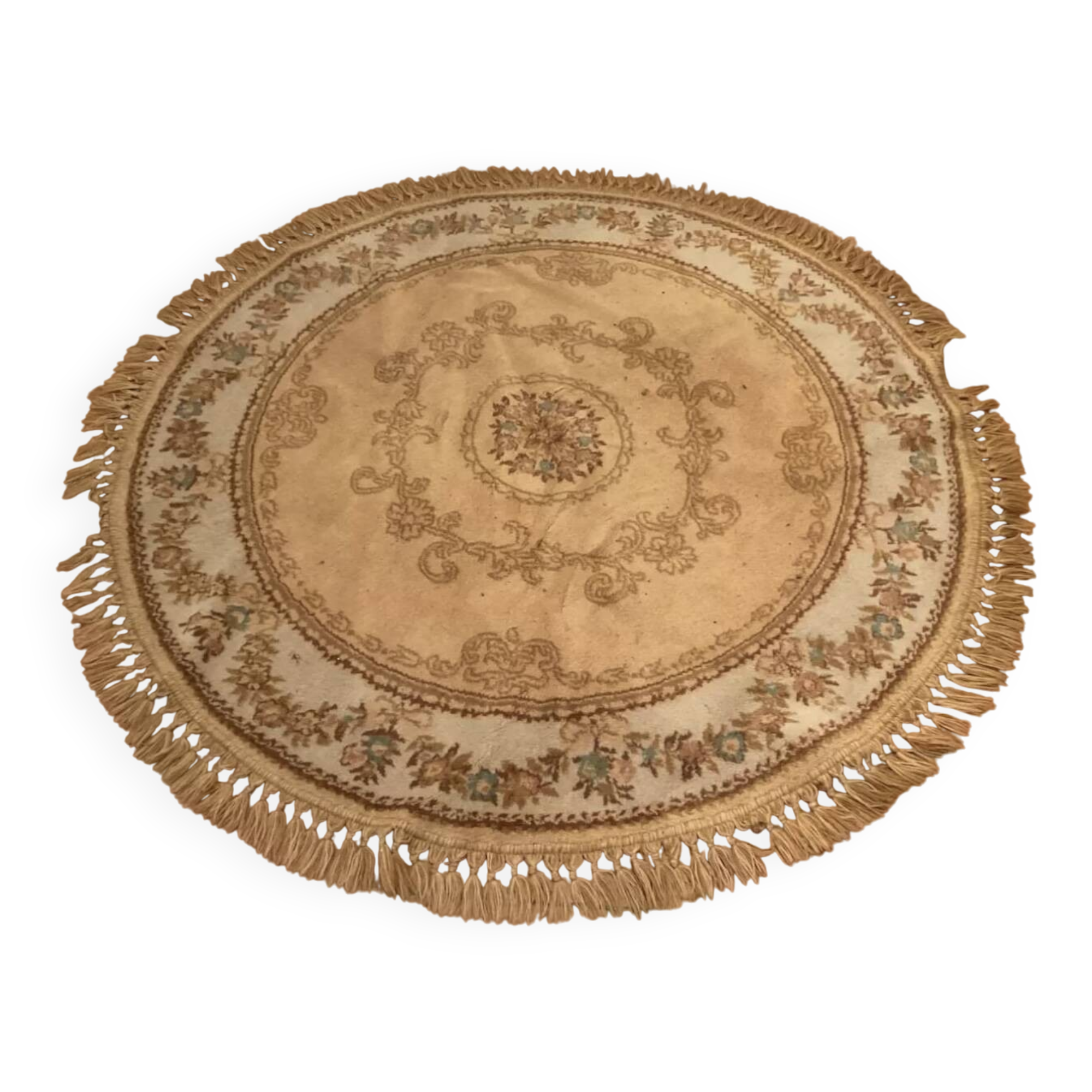 Vintage fringed round rug