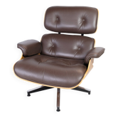 Charles Eames Lounge Chair In Brown Leather And Light Walnut