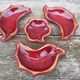 Ensemble de raviers en céramique bordeaux et doré vintage 1950