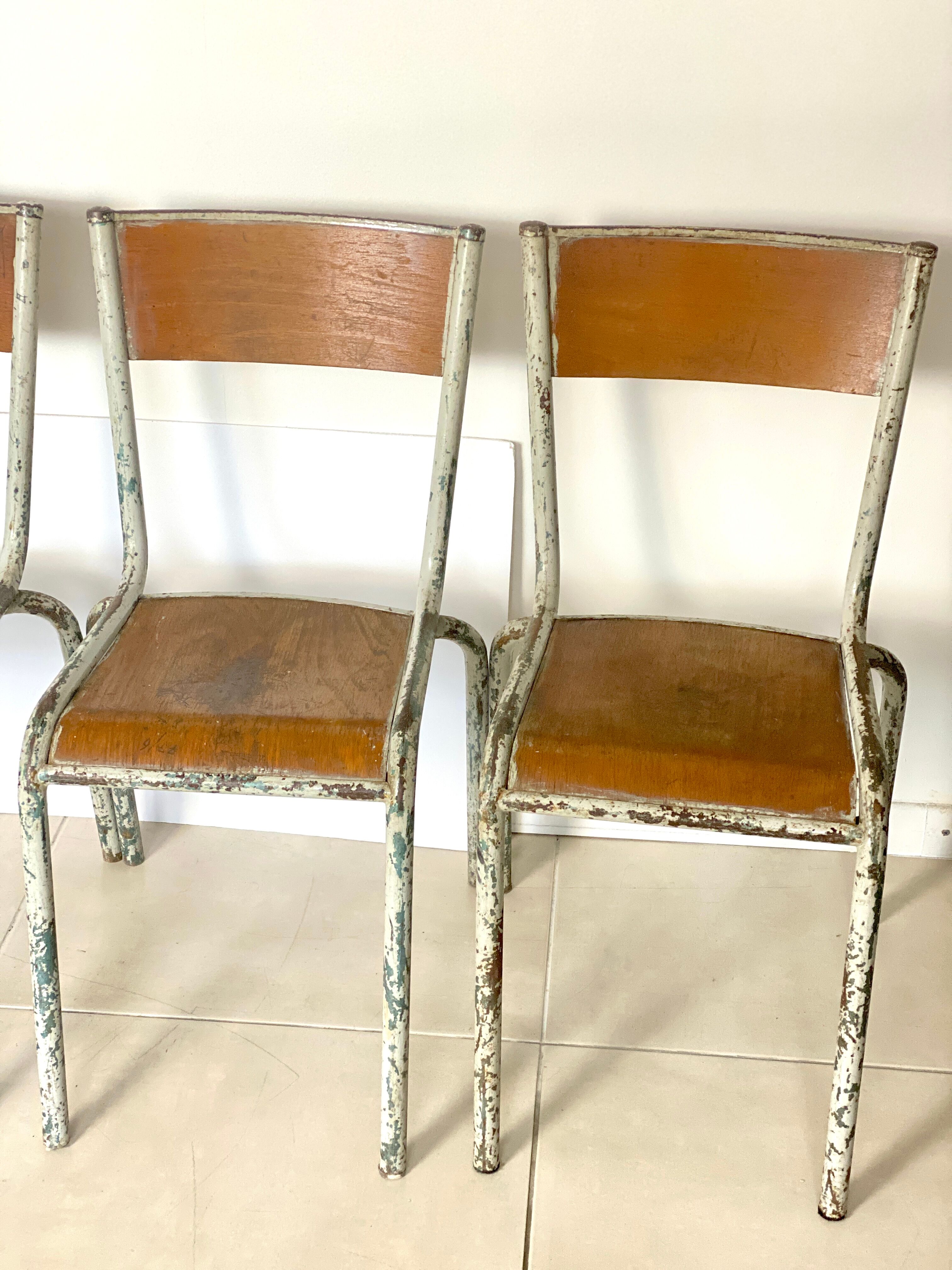 Set of 4 vintage school chairs