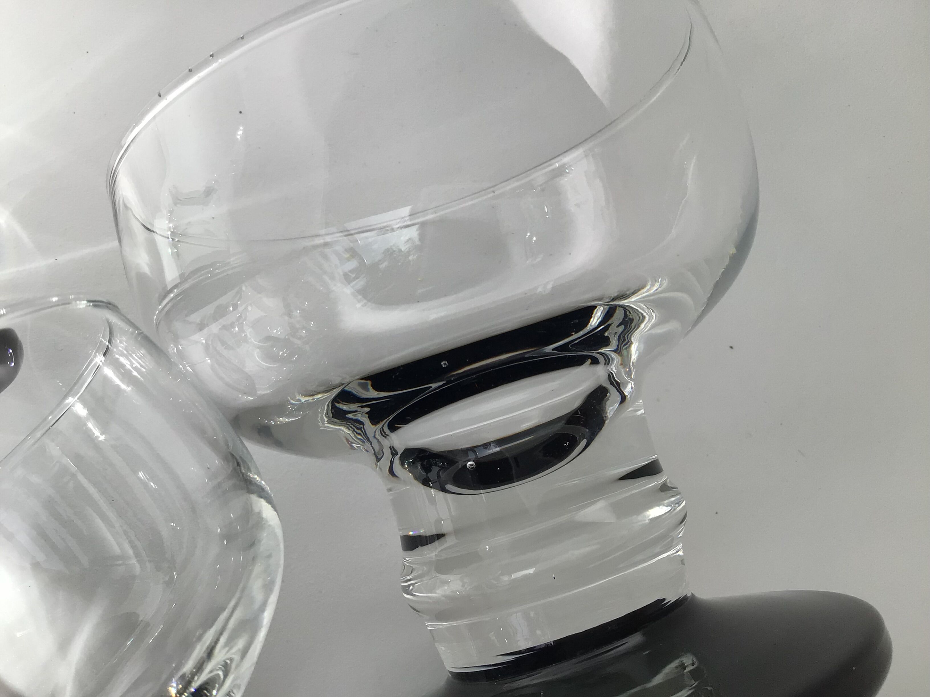 4 ice black standing cups or fruit salad