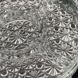 Round compartmentalized dishes
