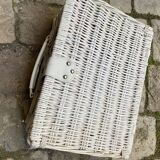Picnic basket