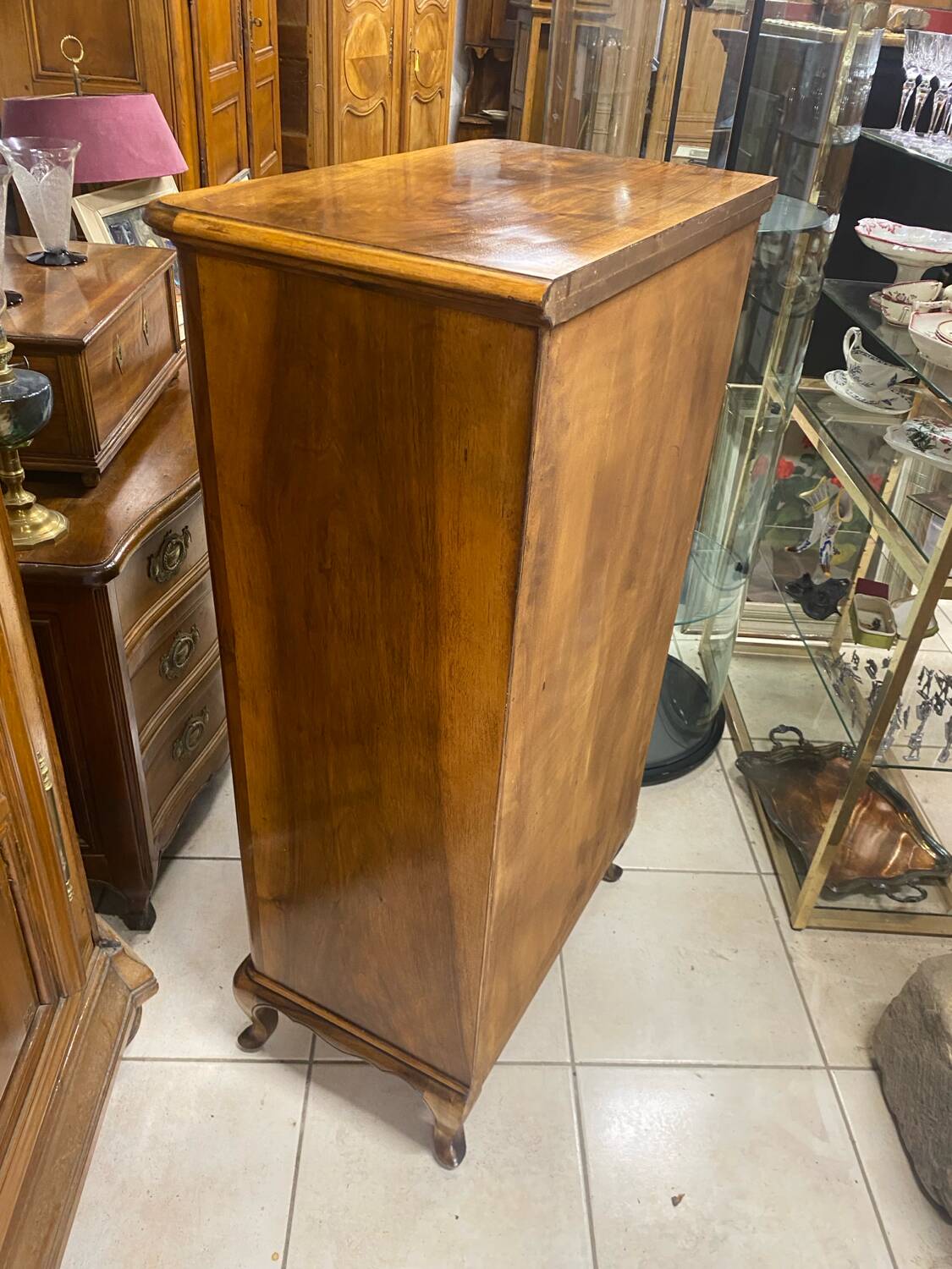 Chiffonnier vintage en noyer